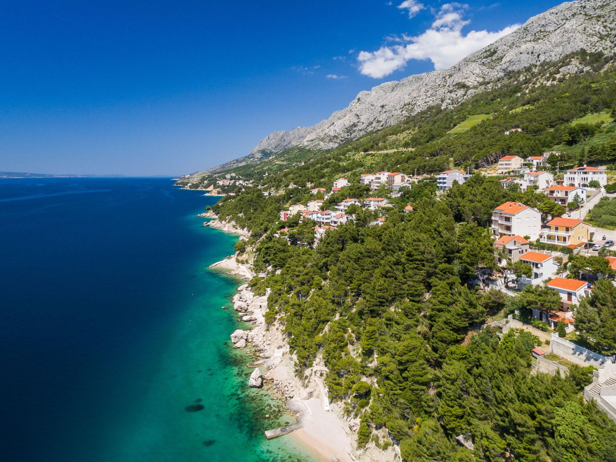 Moderne, helle Ferienwohnung mit Meerblick-Inside