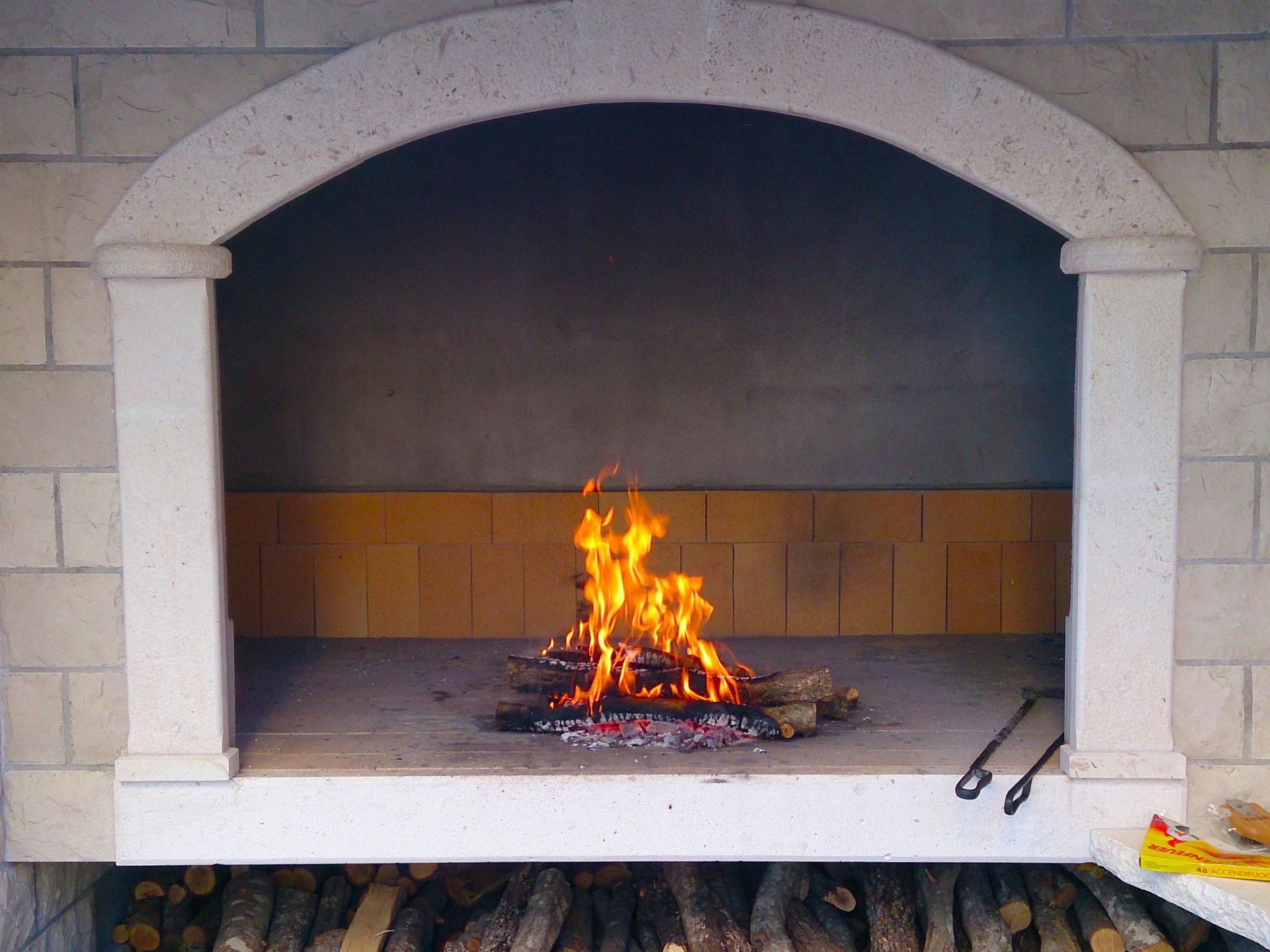 Moderne, helle Ferienwohnung mit Meerblick
