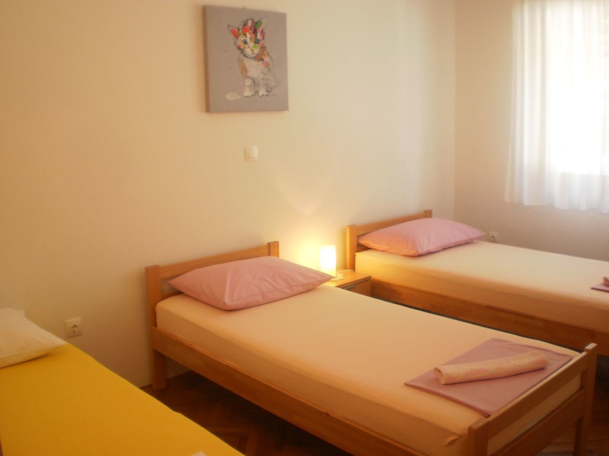 Moderne Ferienwohnung in Omiš mit Terrasse und Garten-Dedans