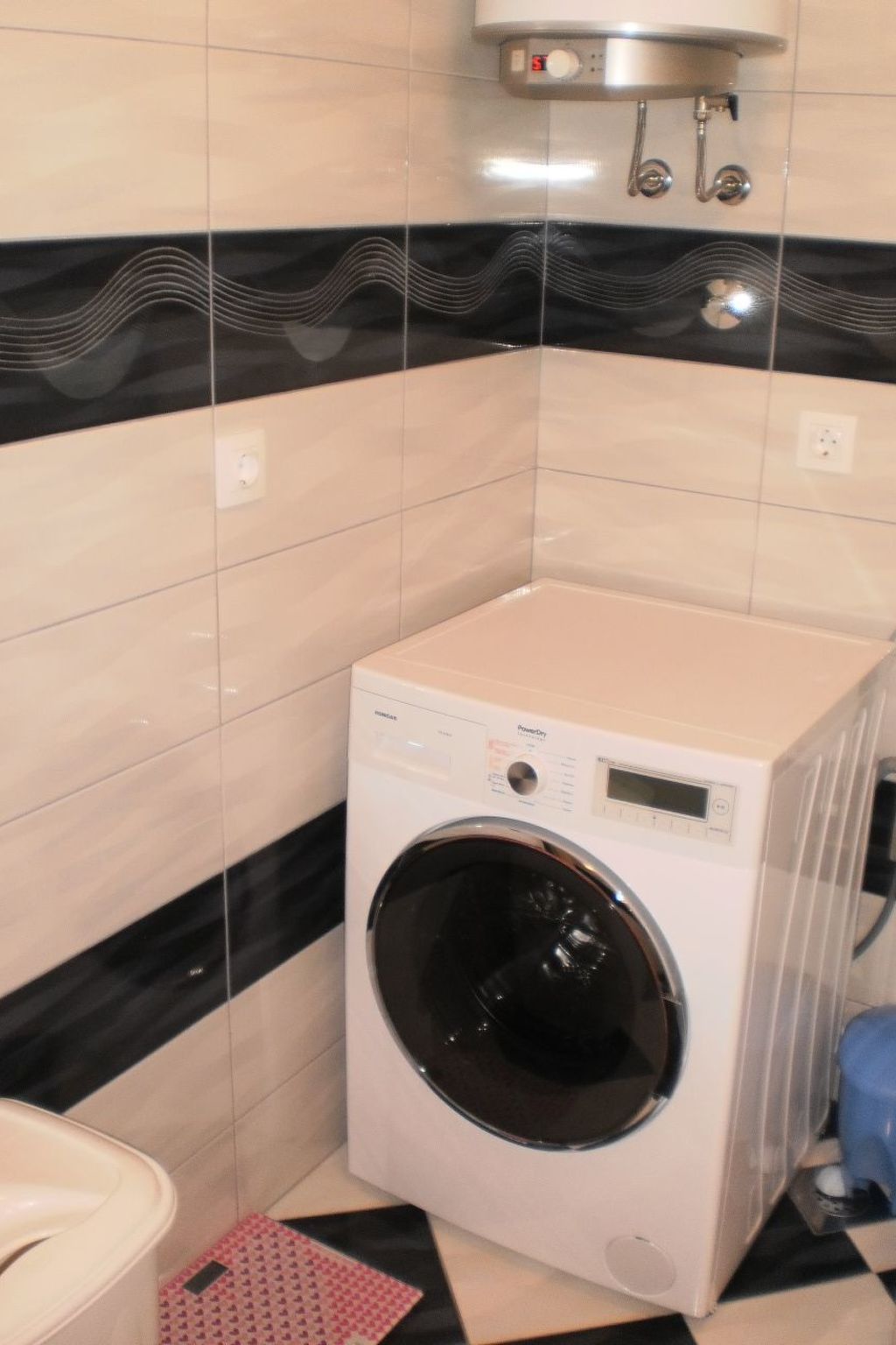 Moderne Ferienwohnung in Omiš mit Terrasse und Garten-Dedans