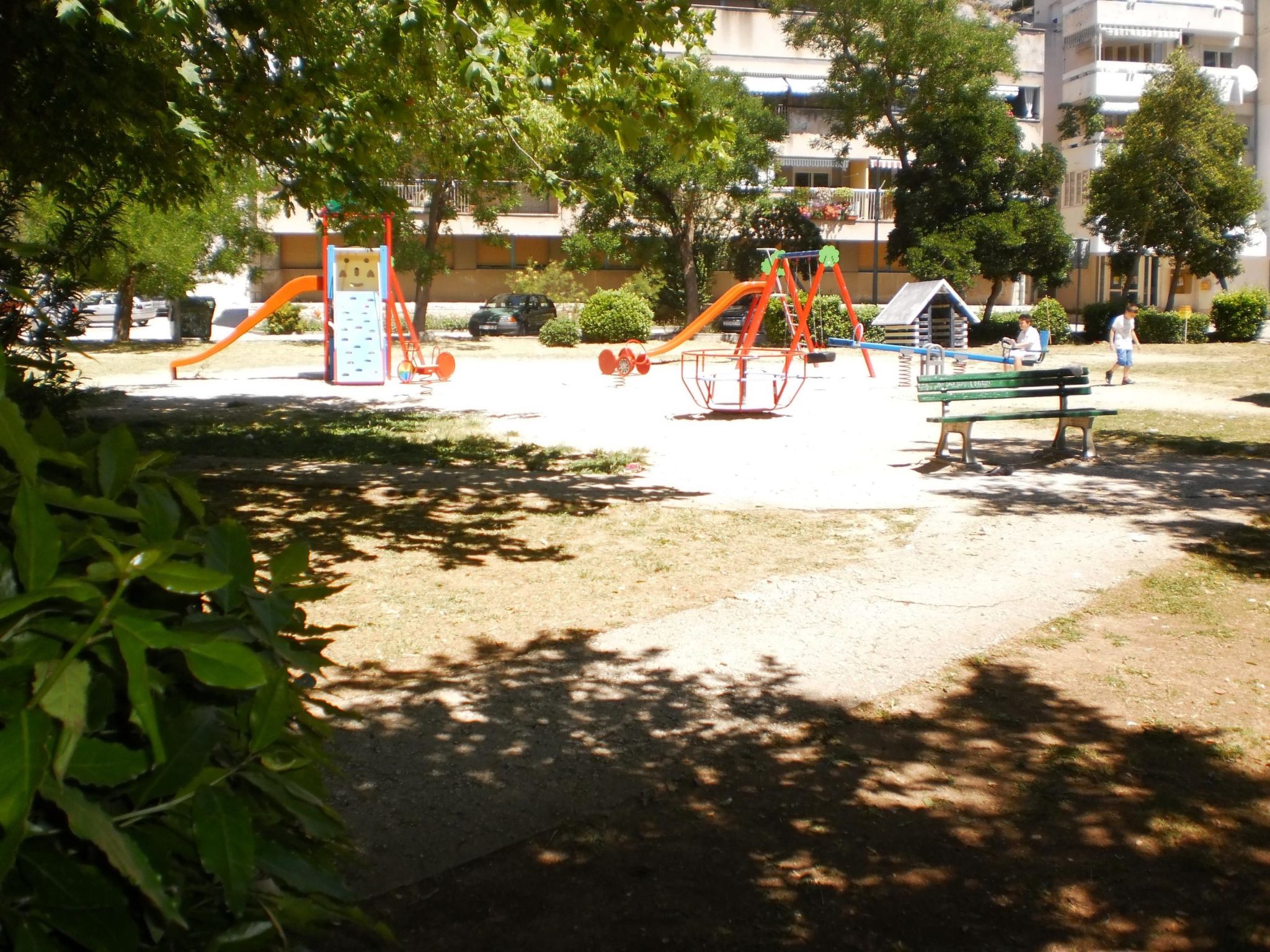 Moderne Ferienwohnung in Omiš mit Terrasse und Garten-Dedans