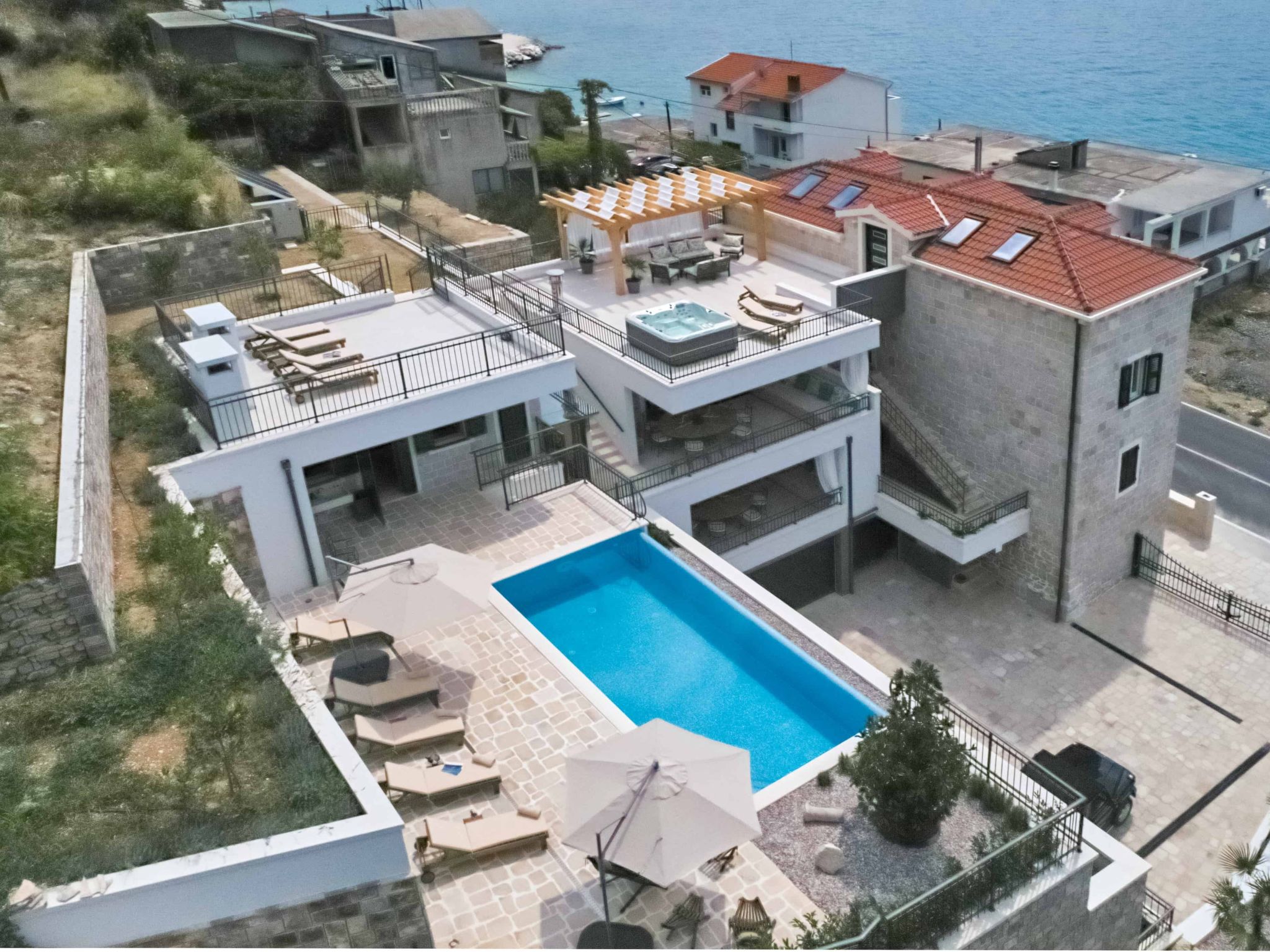 Wunderschön gestaltete Villa Mladenka in Suhi Potok-Dedans