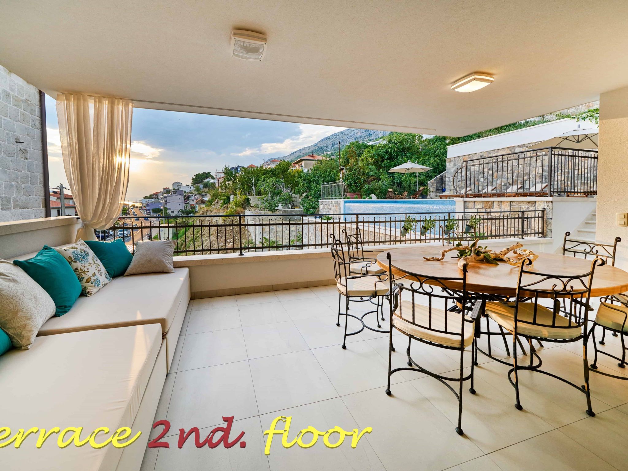 Wunderschön gestaltete Villa Mladenka in Suhi Potok-Dedans