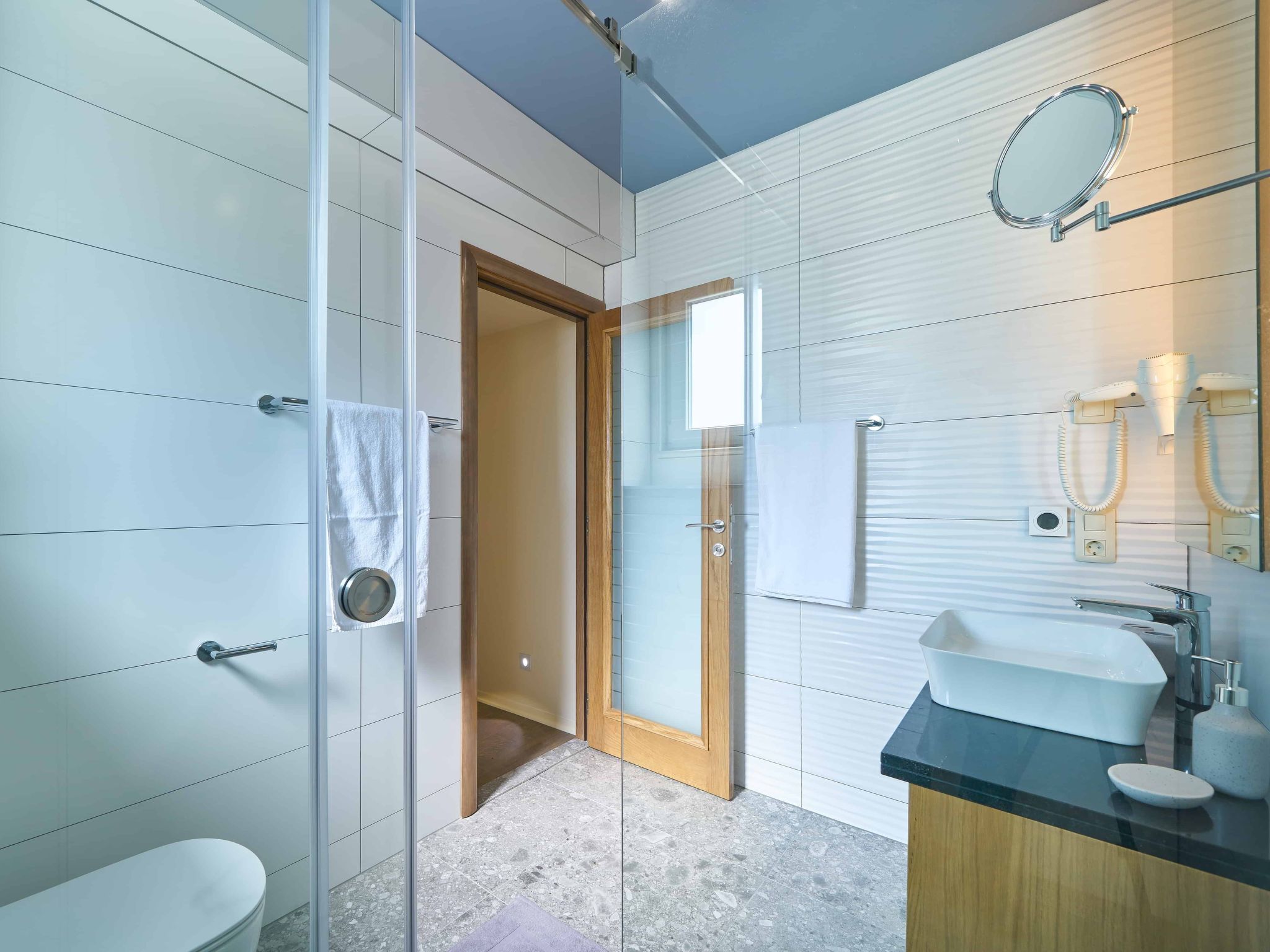 Wunderschön gestaltete Villa Mladenka in Suhi Potok-Dedans