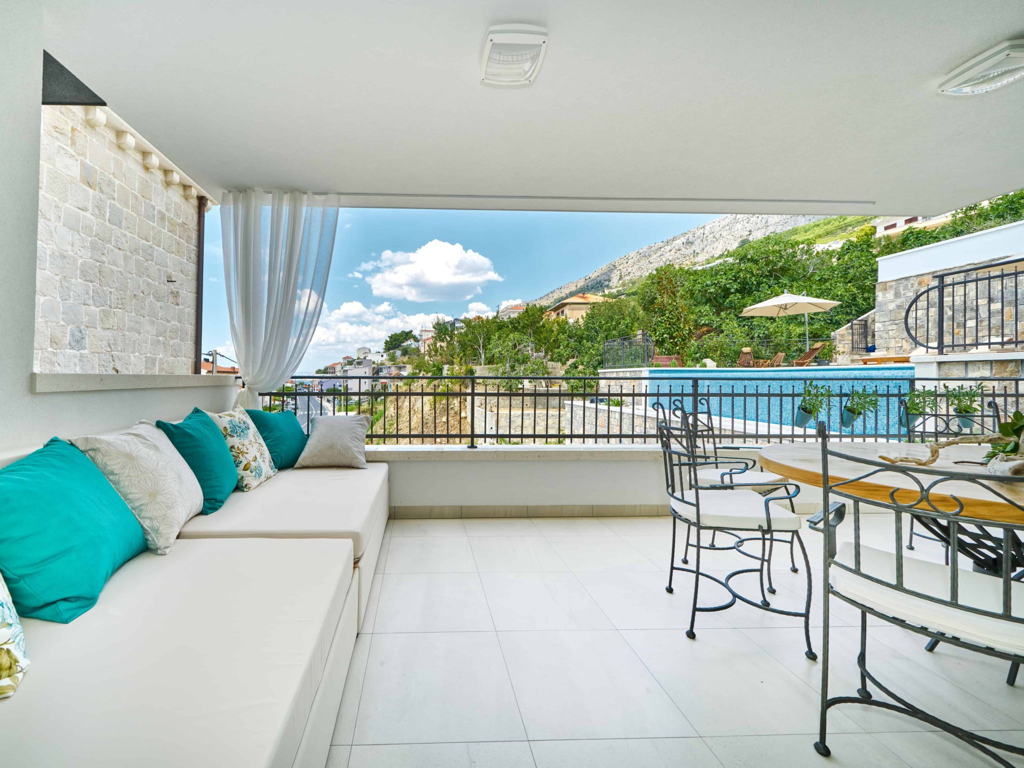 Wunderschön gestaltete Villa Mladenka in Suhi Potok-Dedans