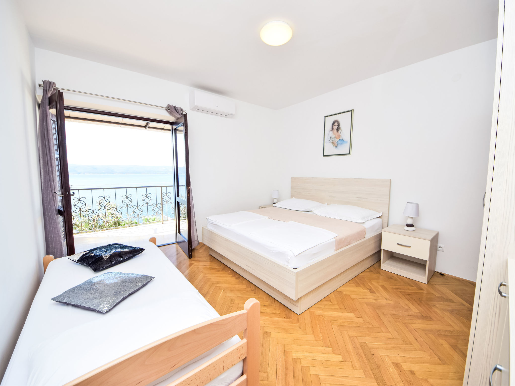 Appartement Lada: Zeezicht & zwembad op 100m van het strand in Omiš - foto 2