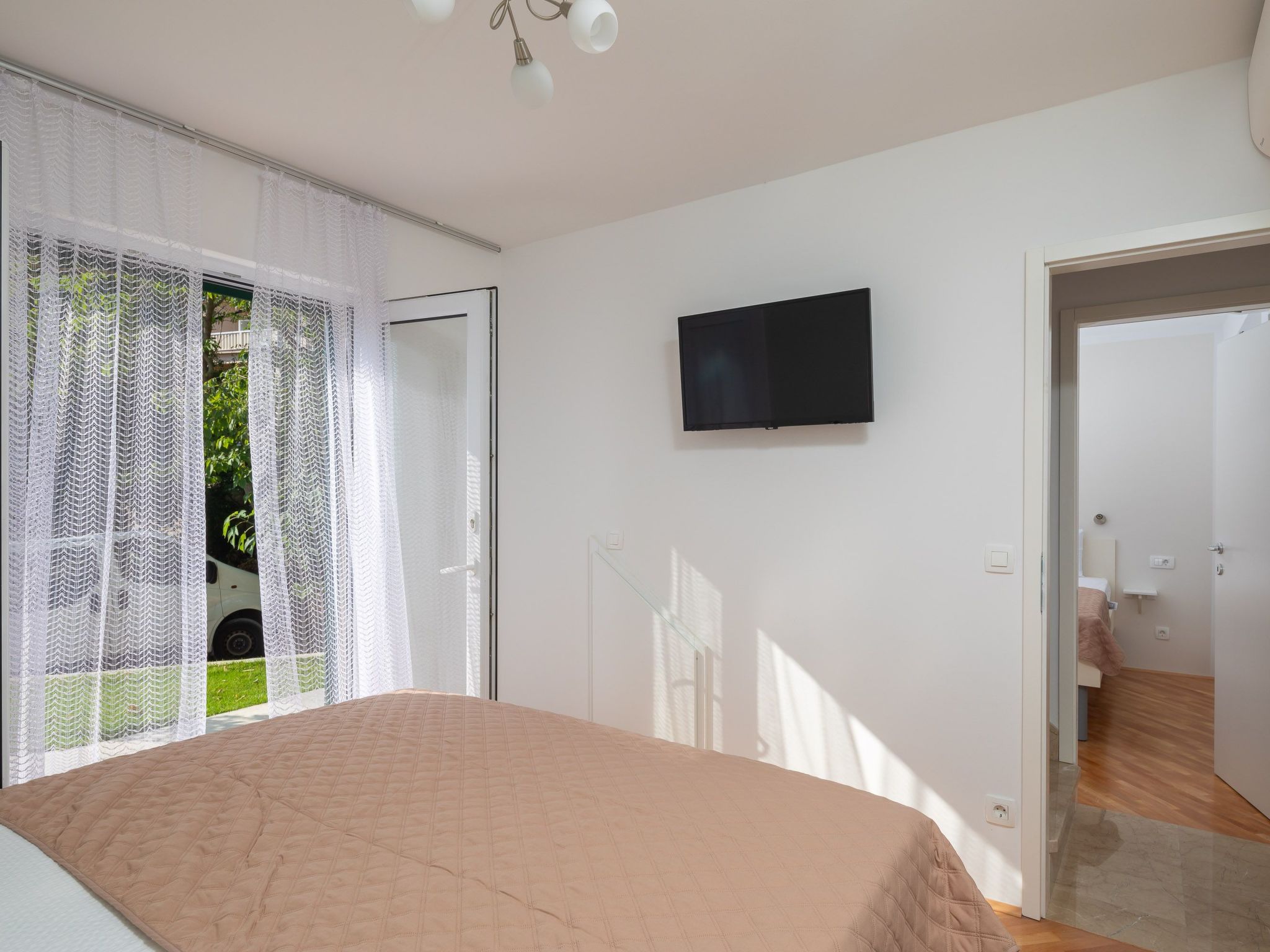 Ferienvilla "Villa LeoMa" mit privatem Pool-Image-tags.info