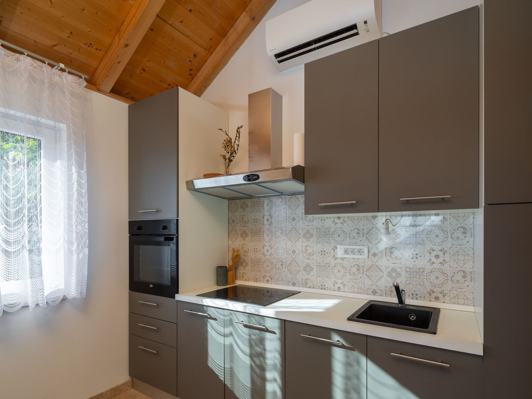 Ferienvilla "Villa LeoMa" mit privatem Pool-Image-tags.info