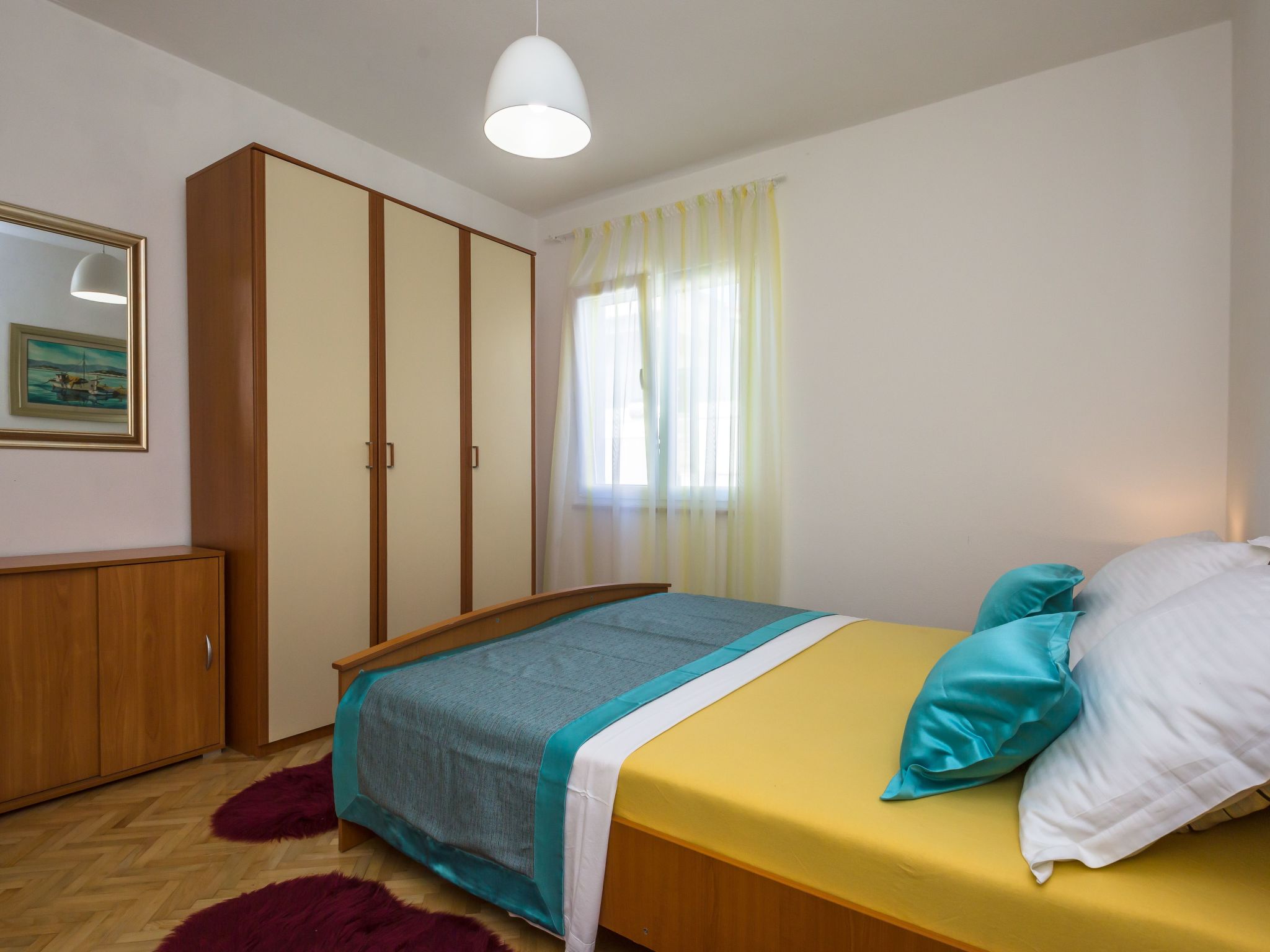 Große Wohnung in Omiš mit Möbliertem Balkon-Dedans