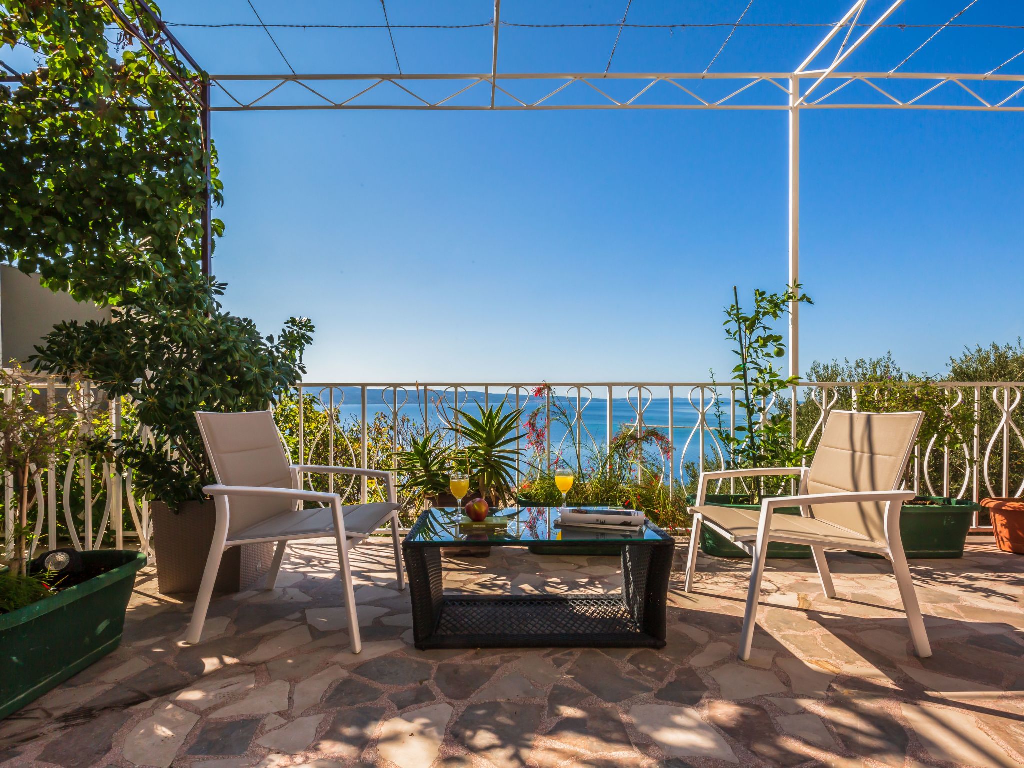 Große Wohnung in Omis mit Terrasse und Meerblick-Dedans