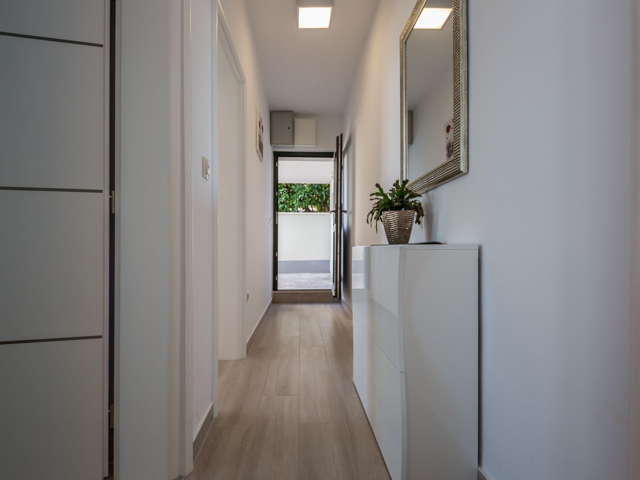 Große Wohnung in Omis mit Terrasse und Meerblick-Dedans