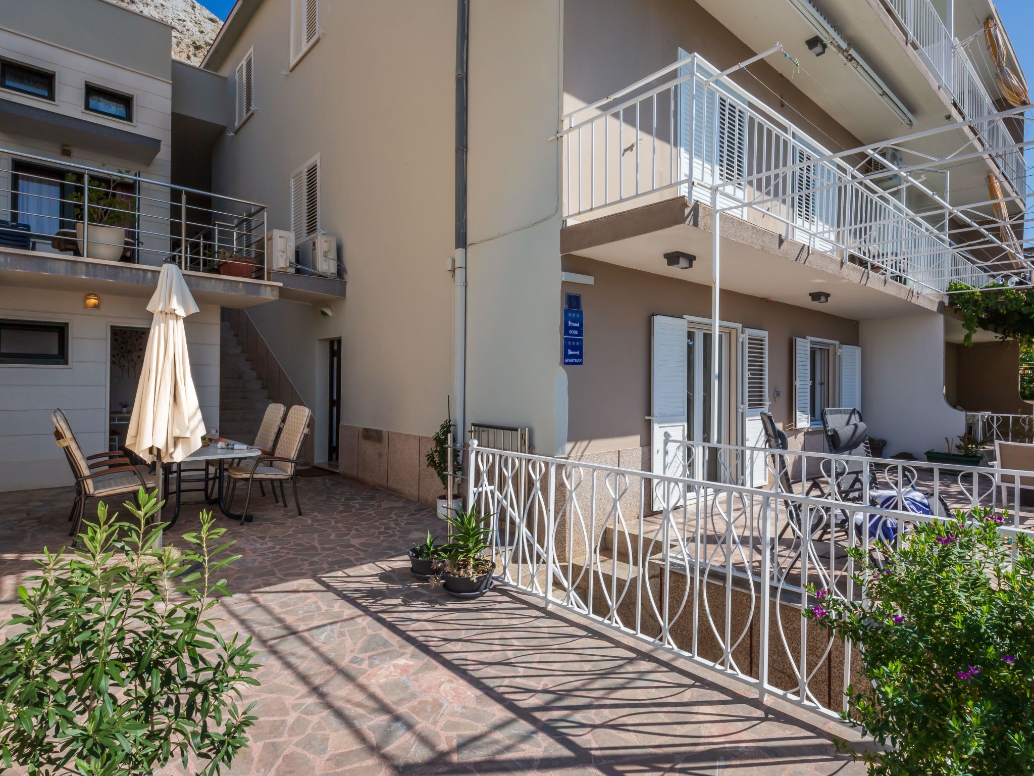 Große Wohnung in Omis mit Terrasse und Meerblick-Dedans