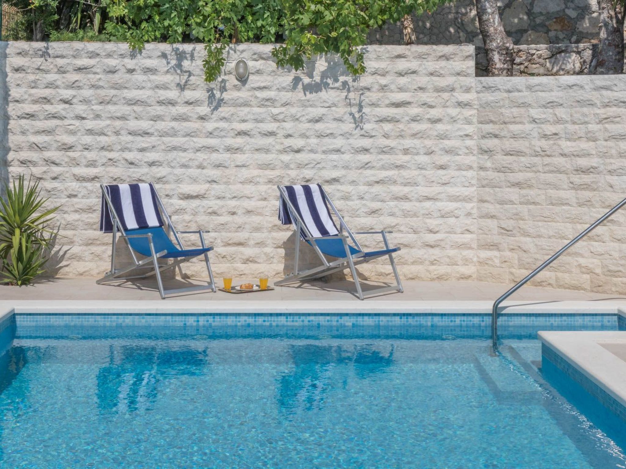 Appartement "Zorka" mit Blick auf das Wasser-Dedans