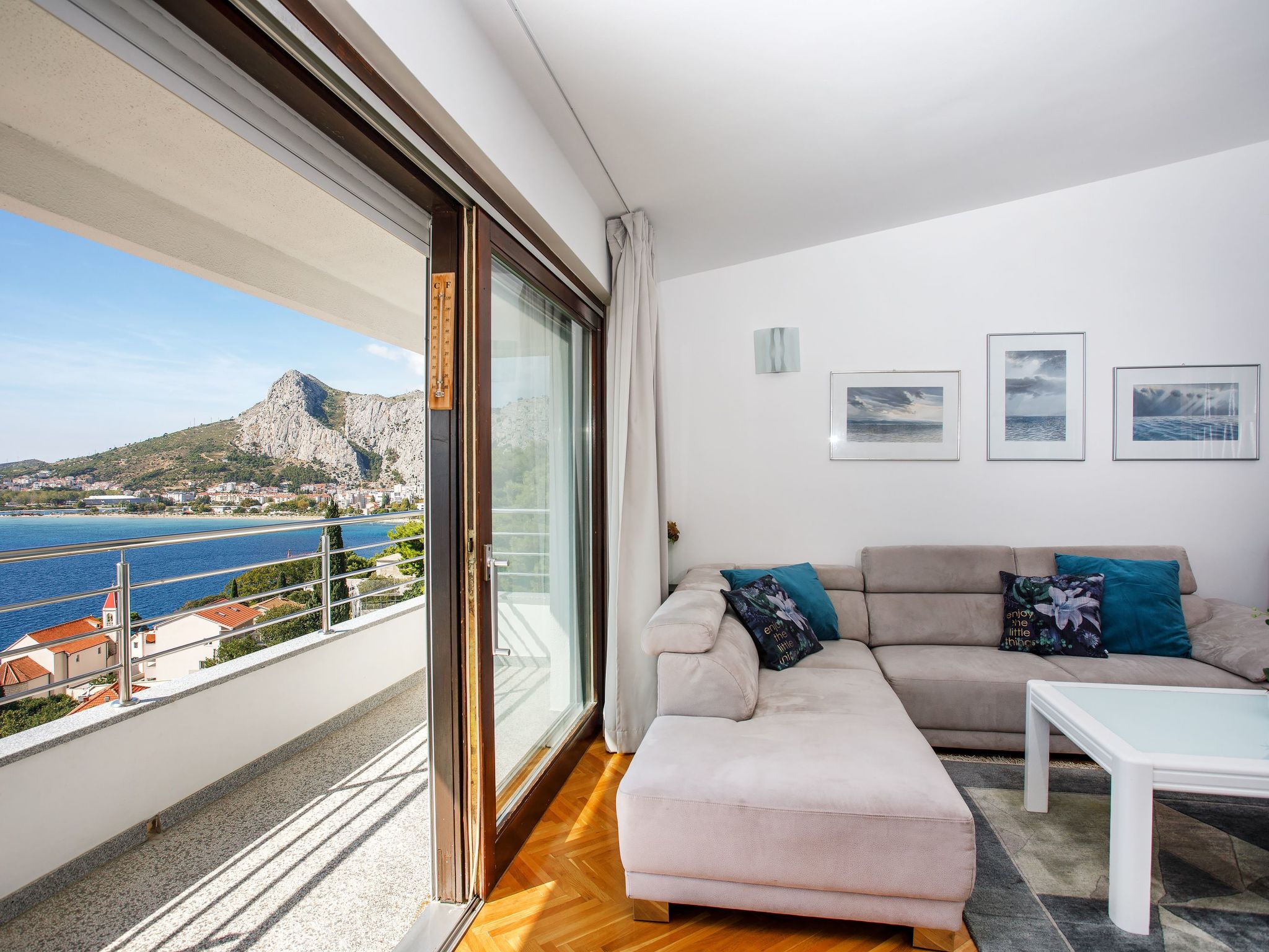 Appartement "Zorka" mit Blick auf das Wasser-Dedans