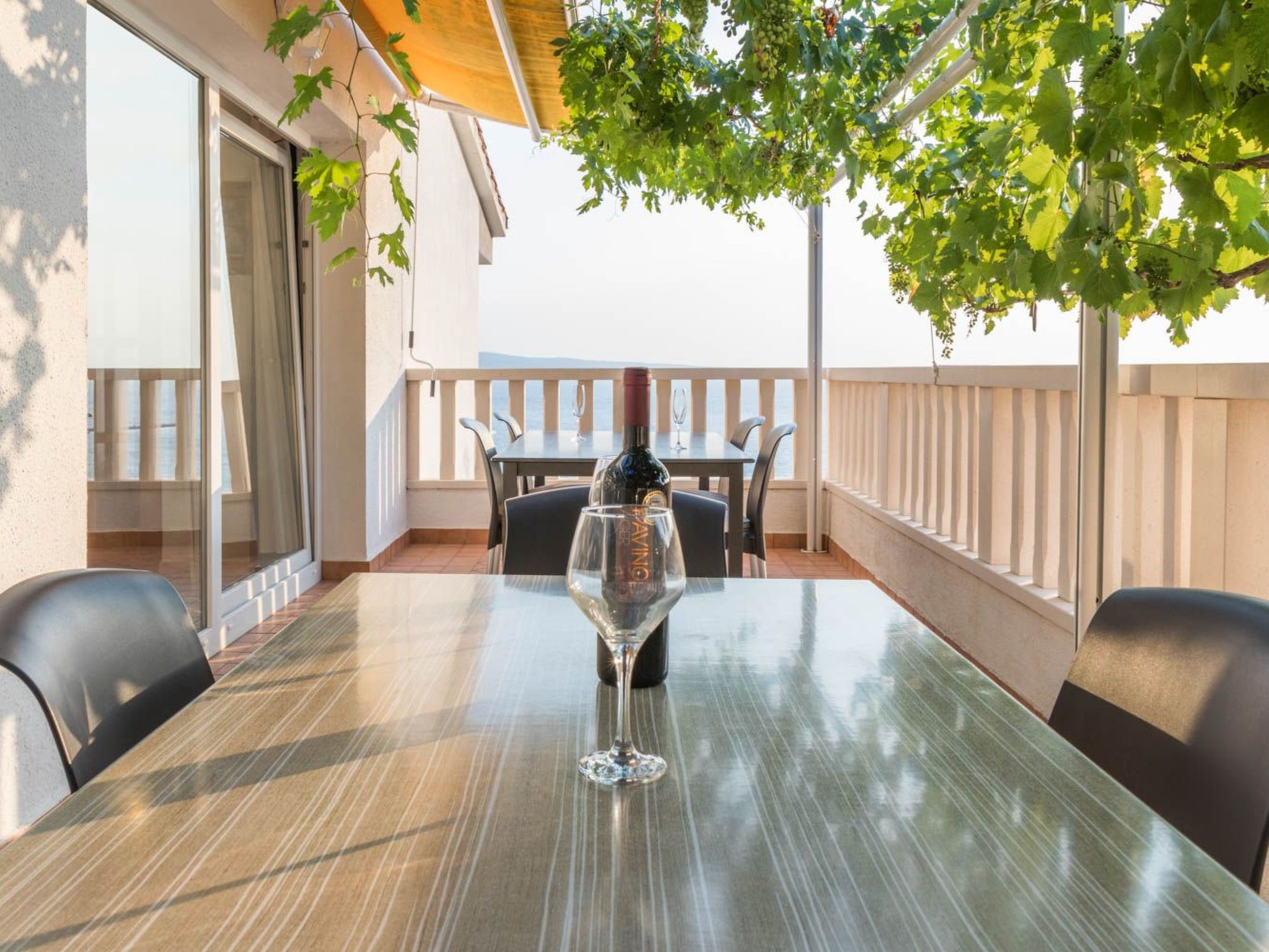 Appartement "Zorka" mit Blick auf das Wasser-Dedans