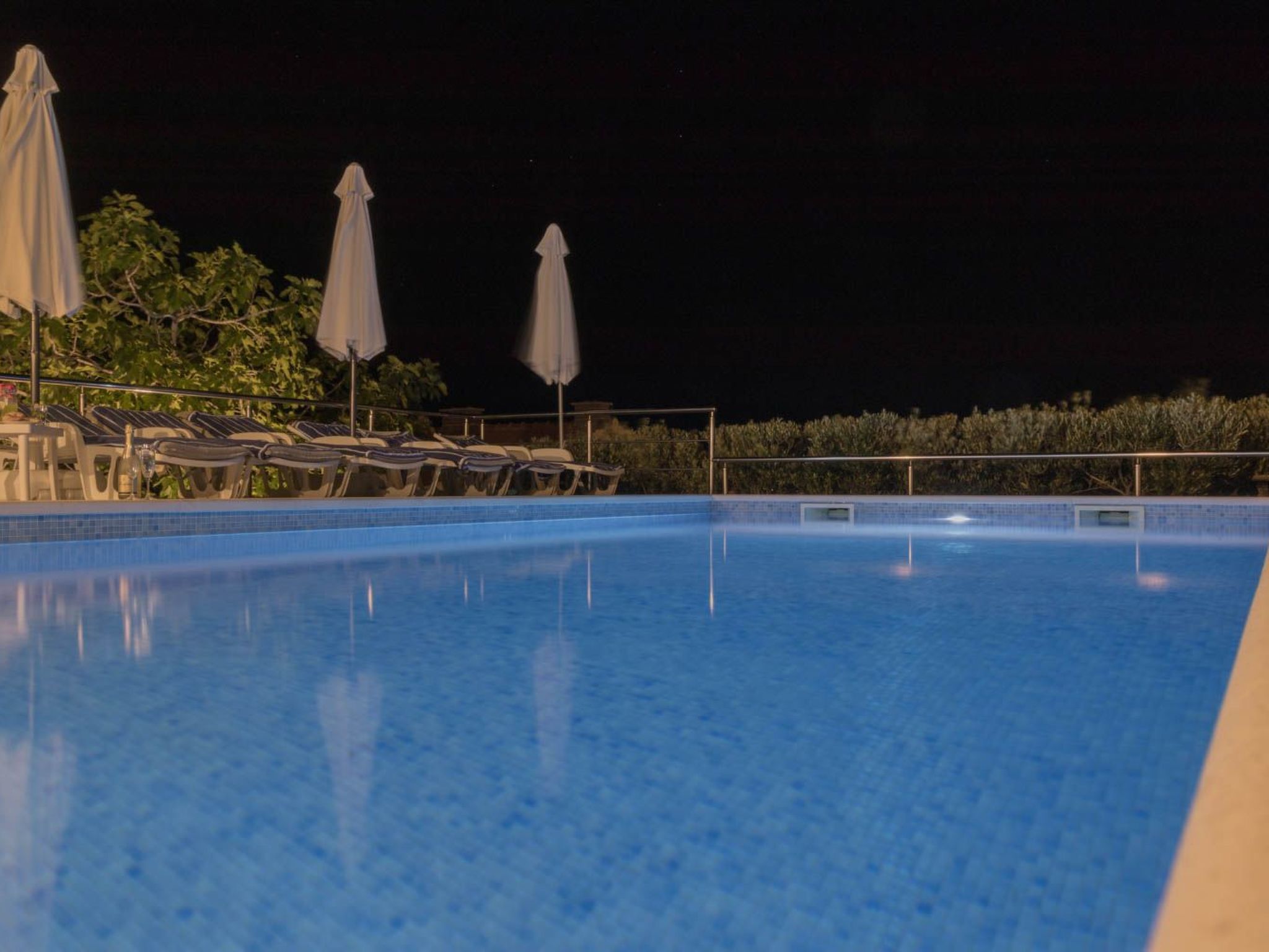 Appartement "Zorka" mit Blick auf das Wasser-Dedans