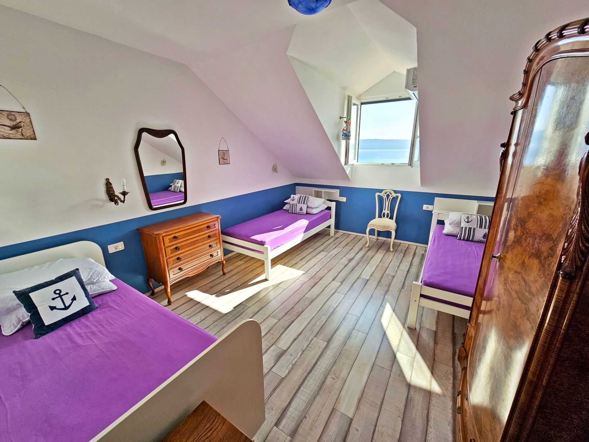 Schöne Ferienwohnung in Jesenice mit Terrasse-Binnen