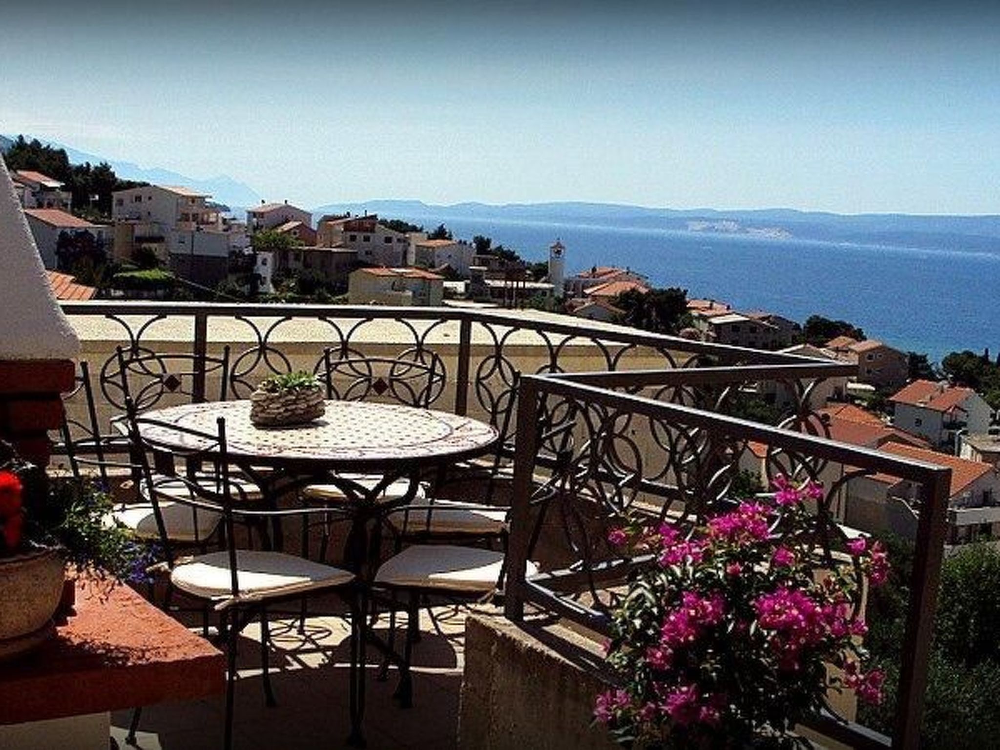 Appartement in Duće mit Grill und Terrasse-Image-tags.info