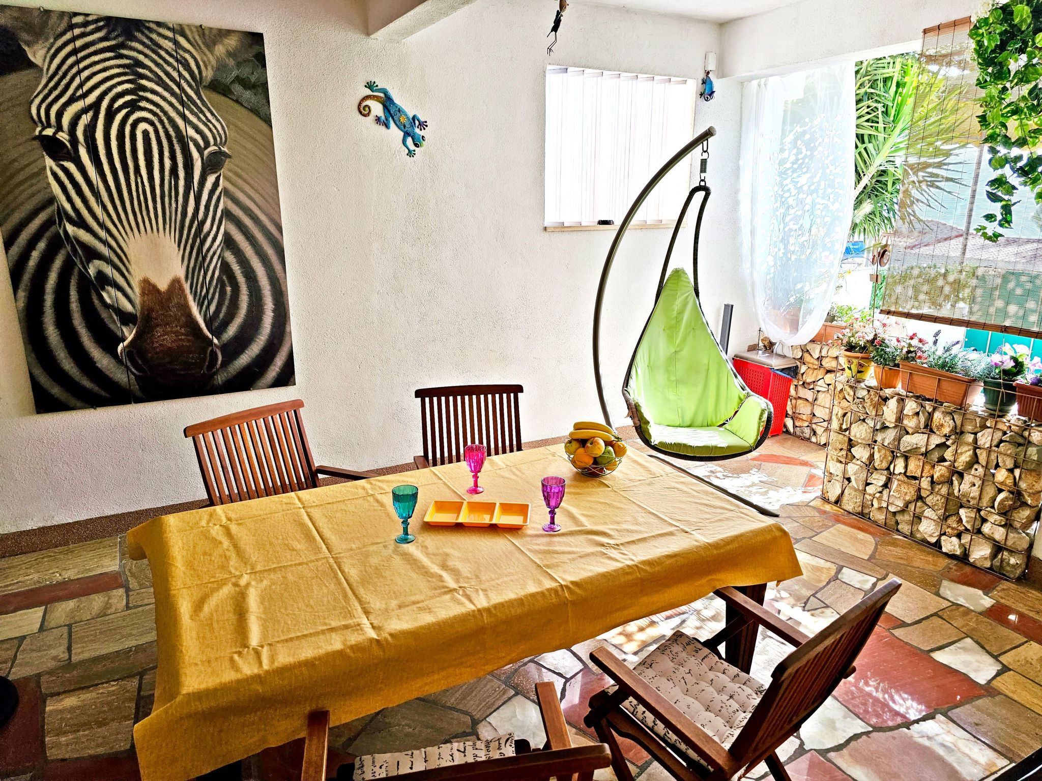 Mit überdachter Terrasse am Strand mit Meerblick-Drinnen