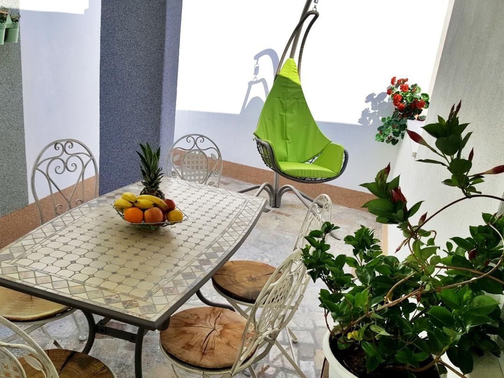 Mit überdachter Terrasse am Strand mit Meerblick-Image-tags.info