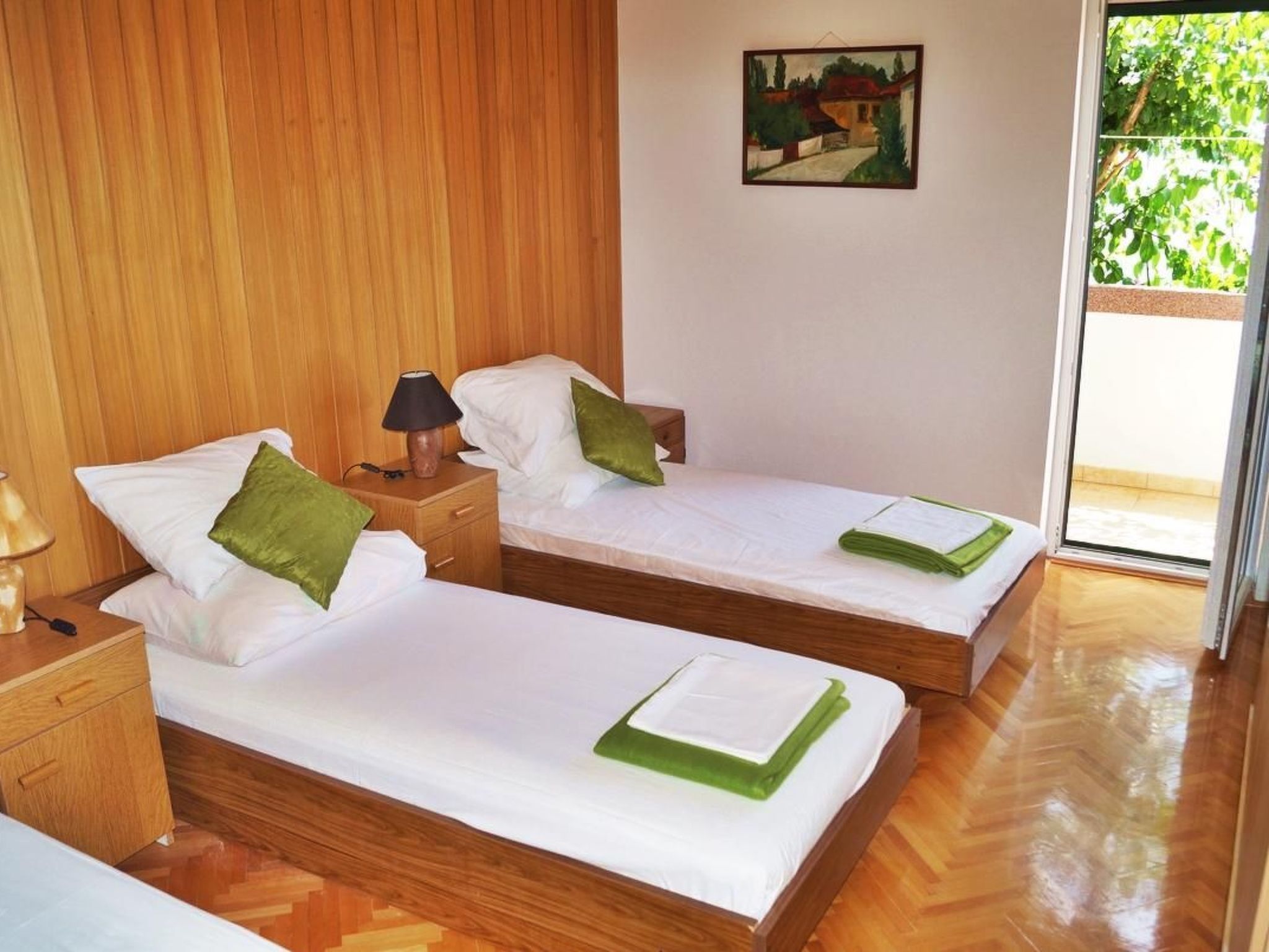 Mit überdachter Terrasse am Strand mit Meerblick-Drinnen