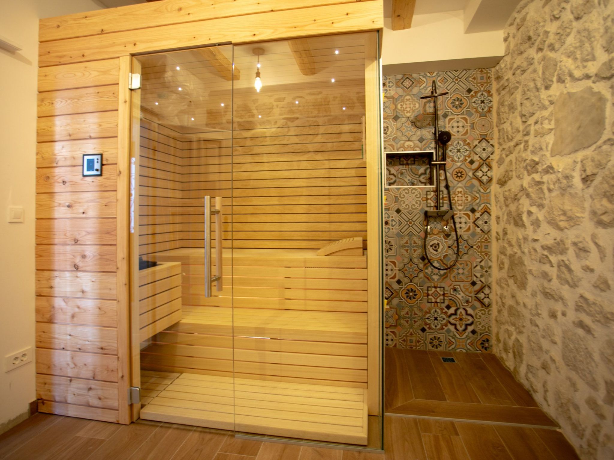 Für 12 Personen ca. 180 m² in Jesenice, Dalmatien (Gespanschaft Split-Dalm-Dedans