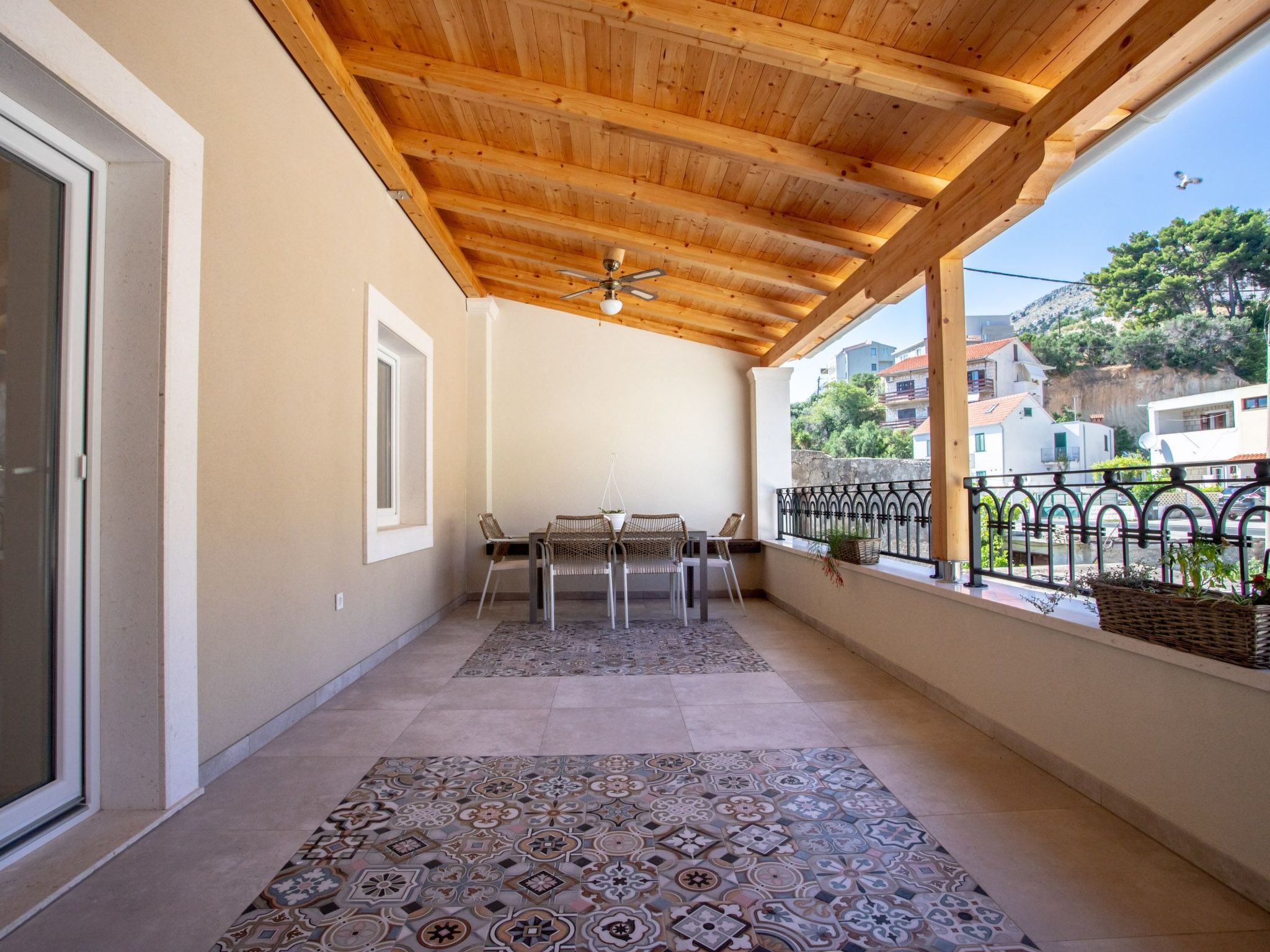 Für 12 Personen ca. 180 m² in Jesenice, Dalmatien (Gespanschaft Split-Dalm-Dedans