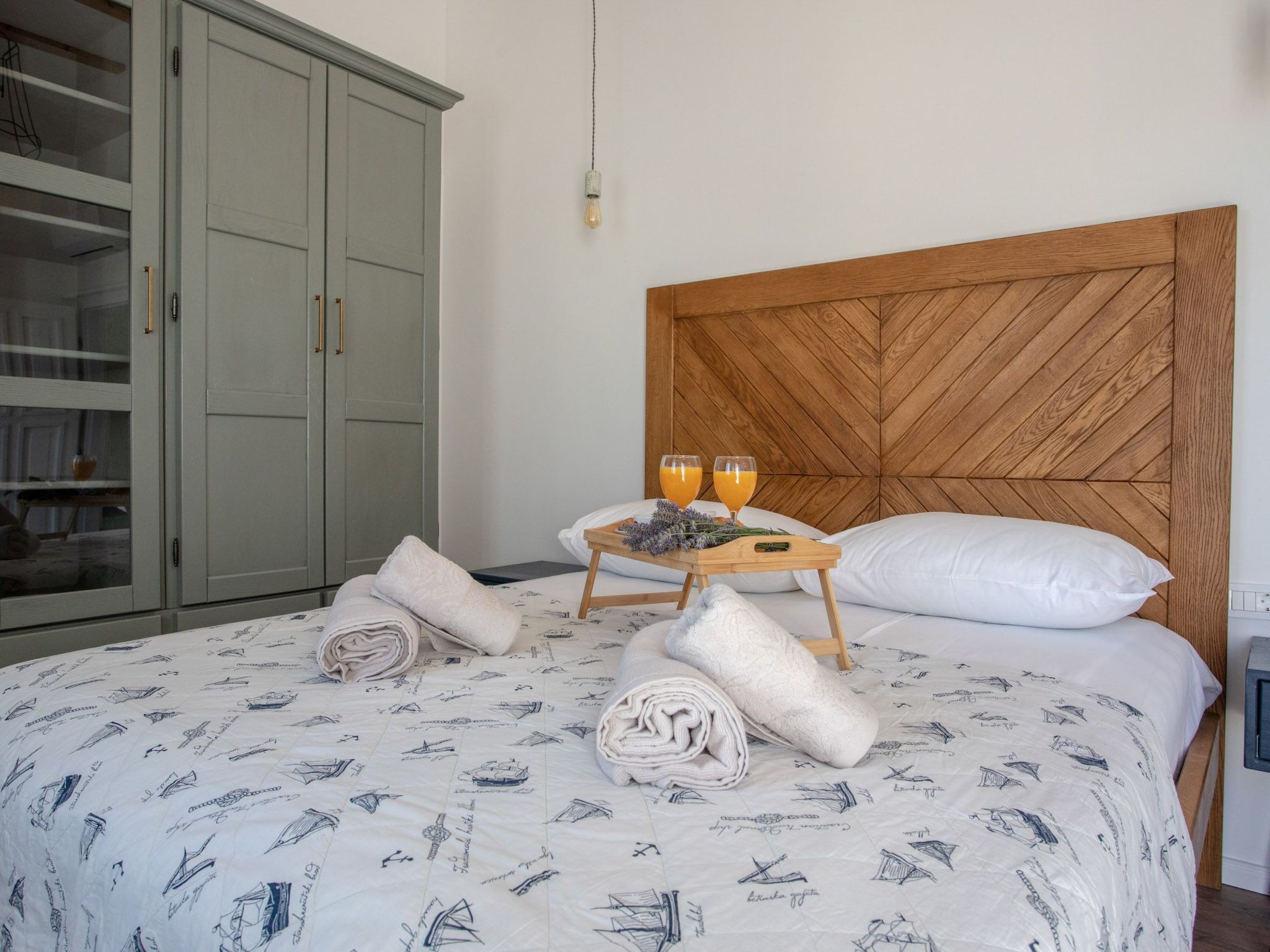 Für 12 Personen ca. 180 m² in Jesenice, Dalmatien (Gespanschaft Split-Dalm-Dedans