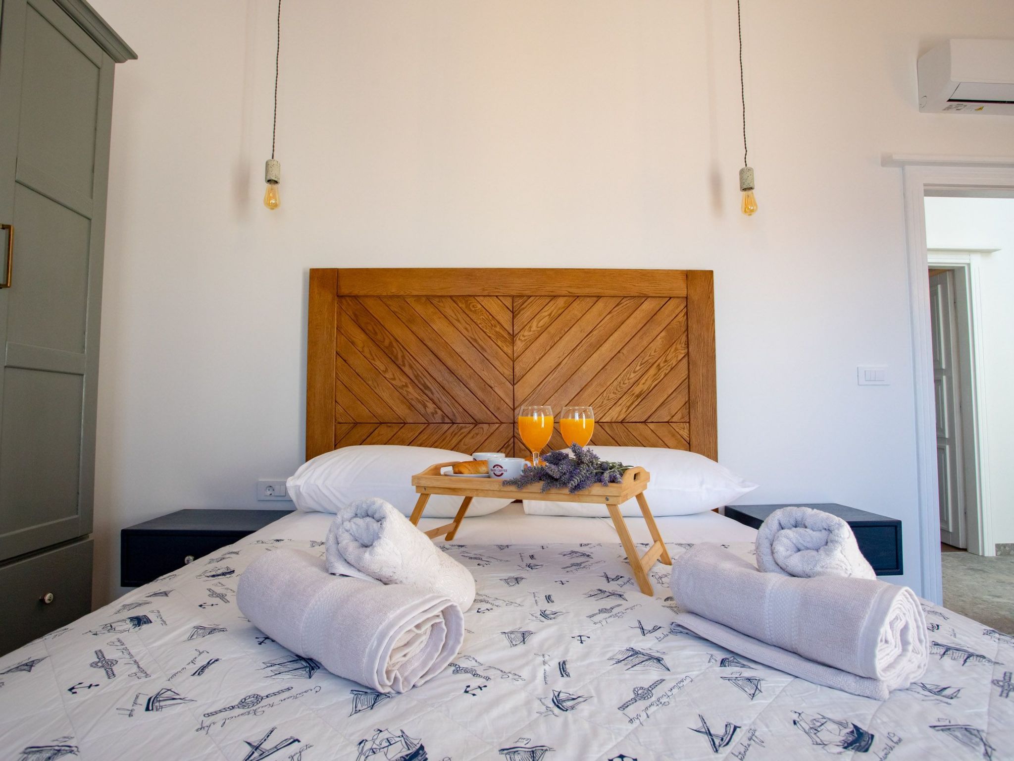 Für 12 Personen ca. 180 m² in Jesenice, Dalmatien (Gespanschaft Split-Dalm-Dedans