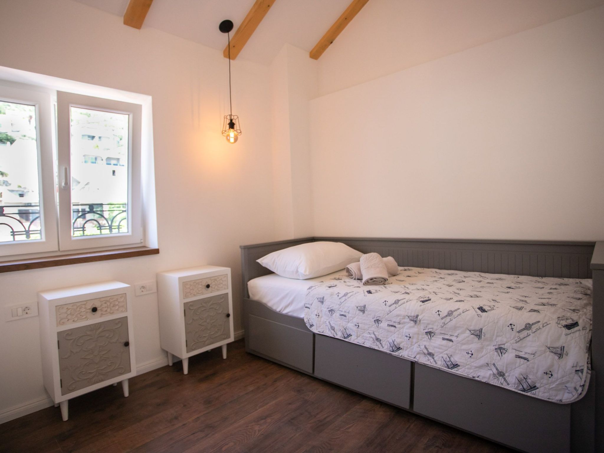 Für 12 Personen ca. 180 m² in Jesenice, Dalmatien (Gespanschaft Split-Dalm-Dedans