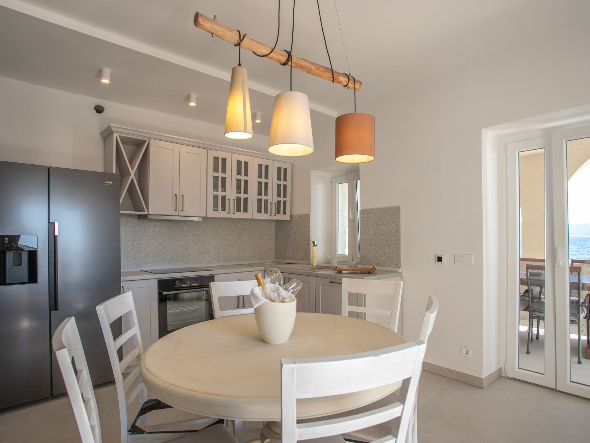 Für 12 Personen ca. 180 m² in Jesenice, Dalmatien (Gespanschaft Split-Dalm-Dedans