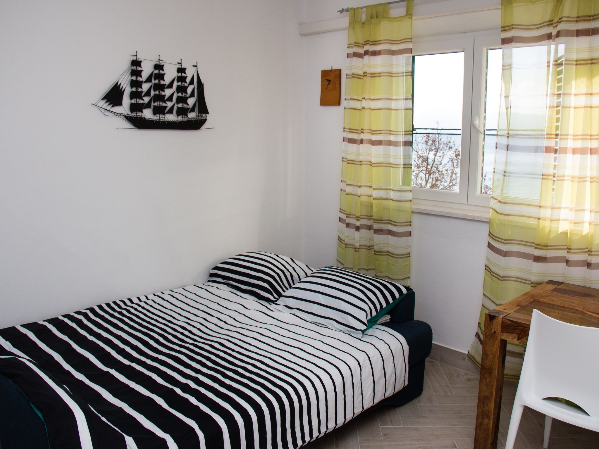 Moderne Ferienwohnung Bava-Dedans