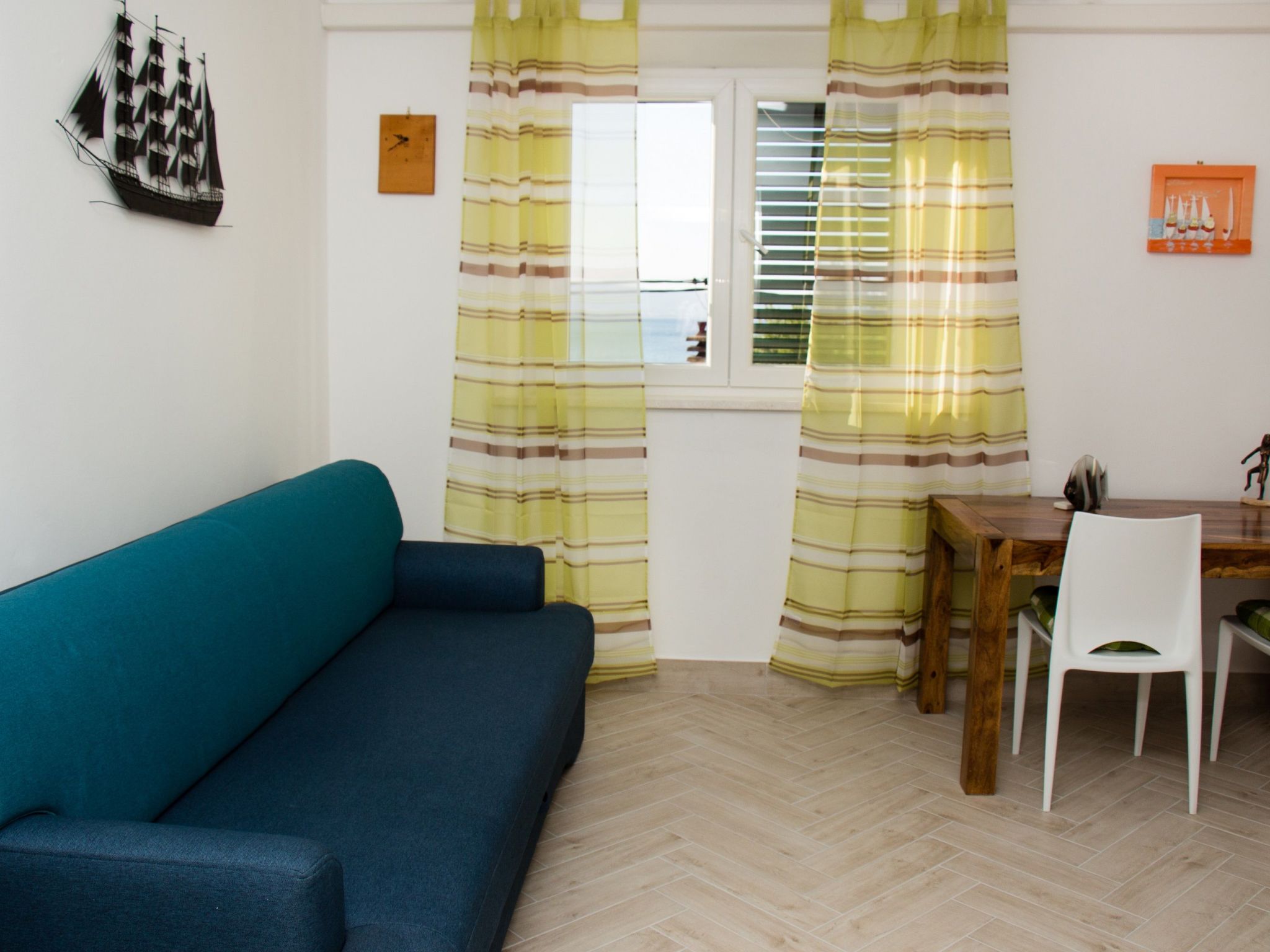 Moderne Ferienwohnung Bava-Dedans