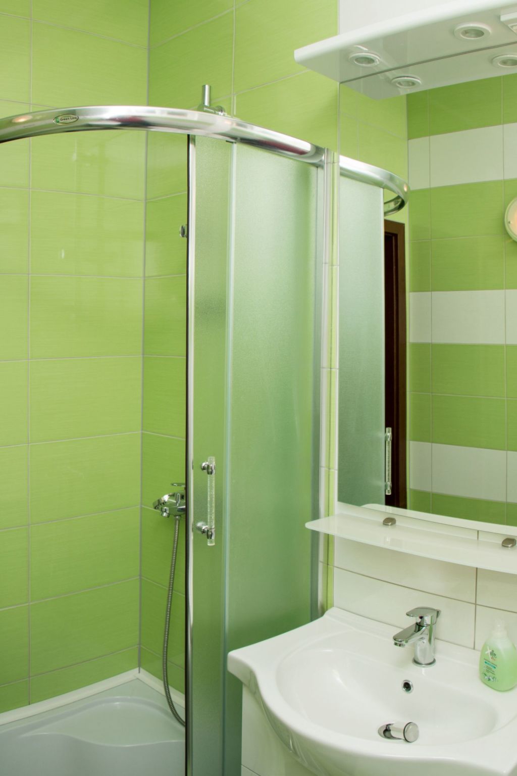 Moderne Ferienwohnung Bava-Dedans