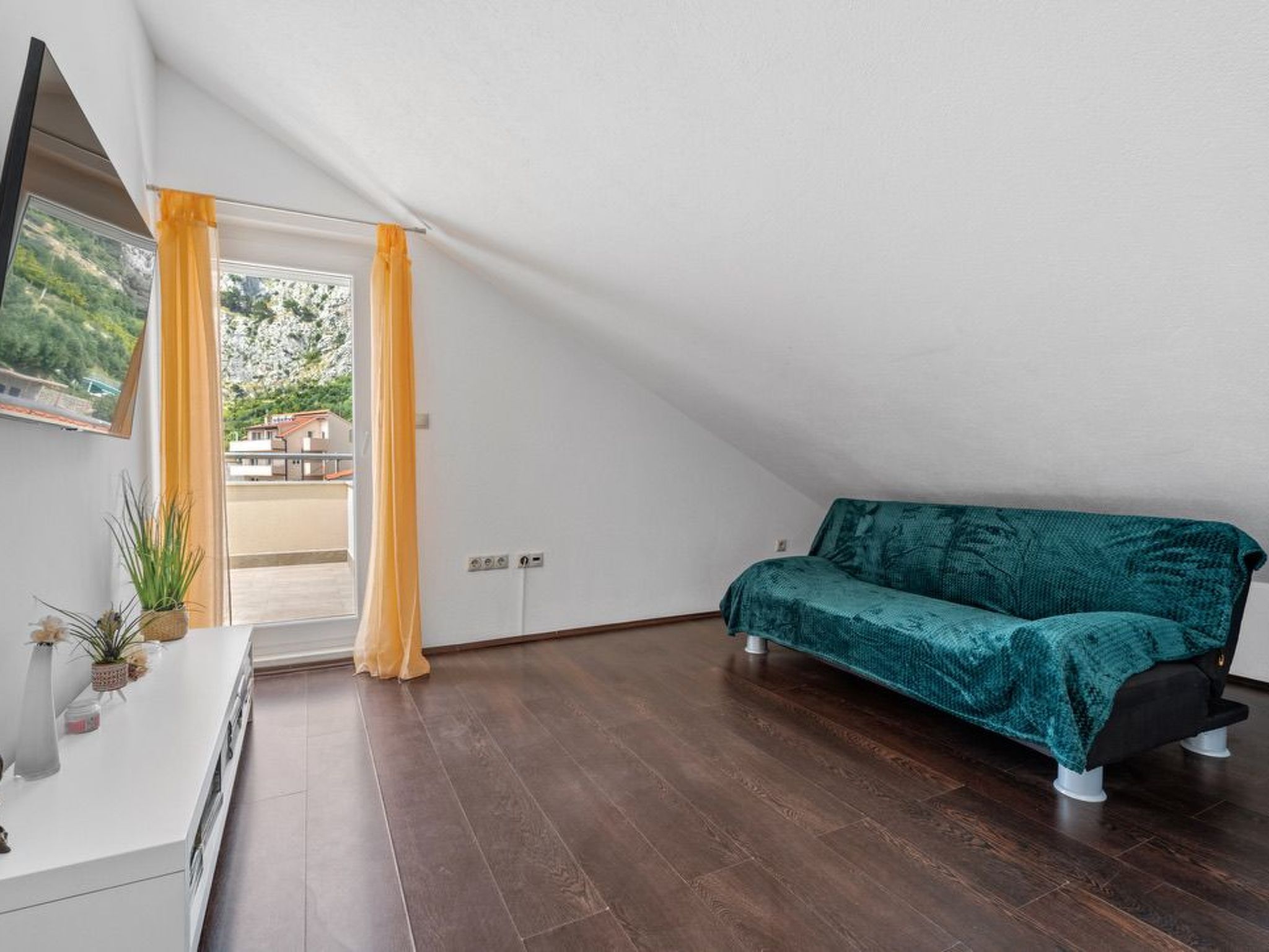 Ferienappartement mit zwei Meerblick-Balkonen-Inside