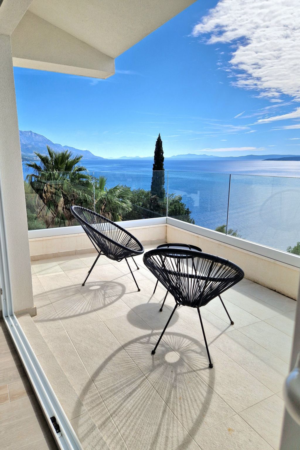 2 Schlafzimmer Villa Blue Dream mit Infinity-Pool-Inside