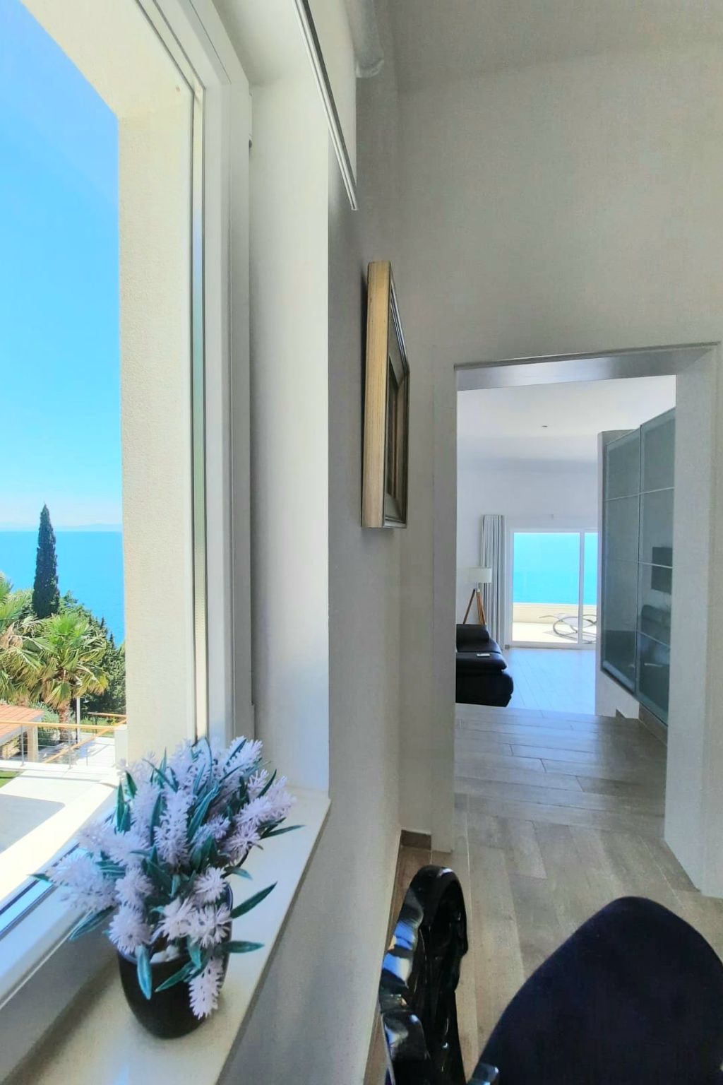 2 Schlafzimmer Villa Blue Dream mit Infinity-Pool-Inside