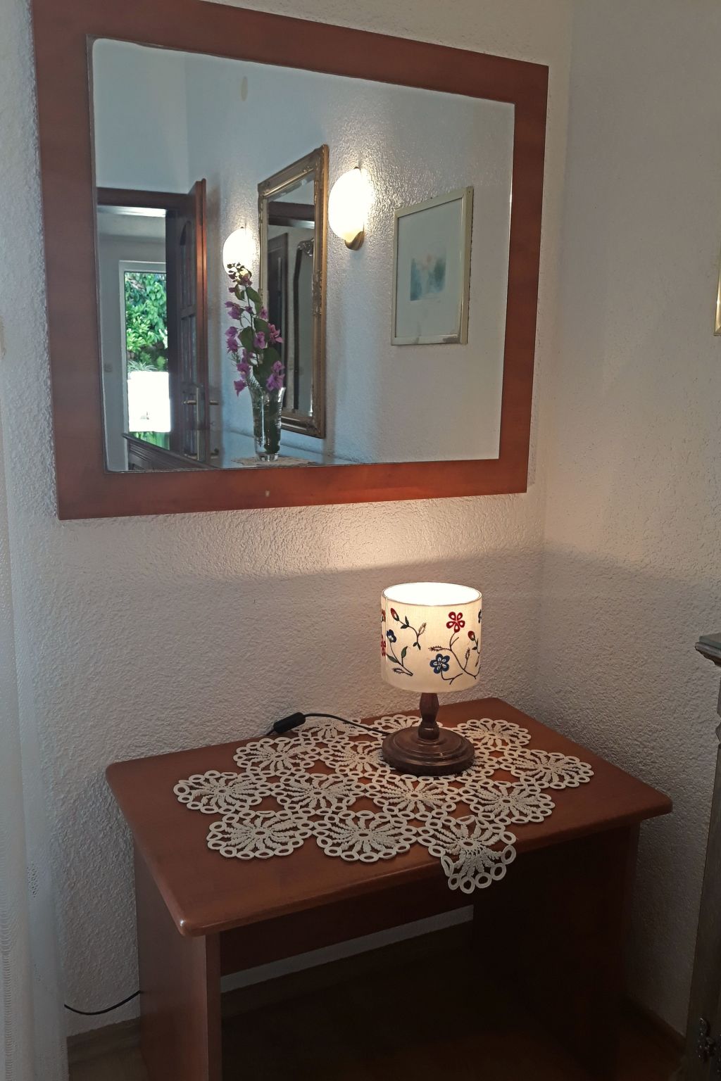 Haus am Wasser mit Blick aufs Wasser-Drinnen