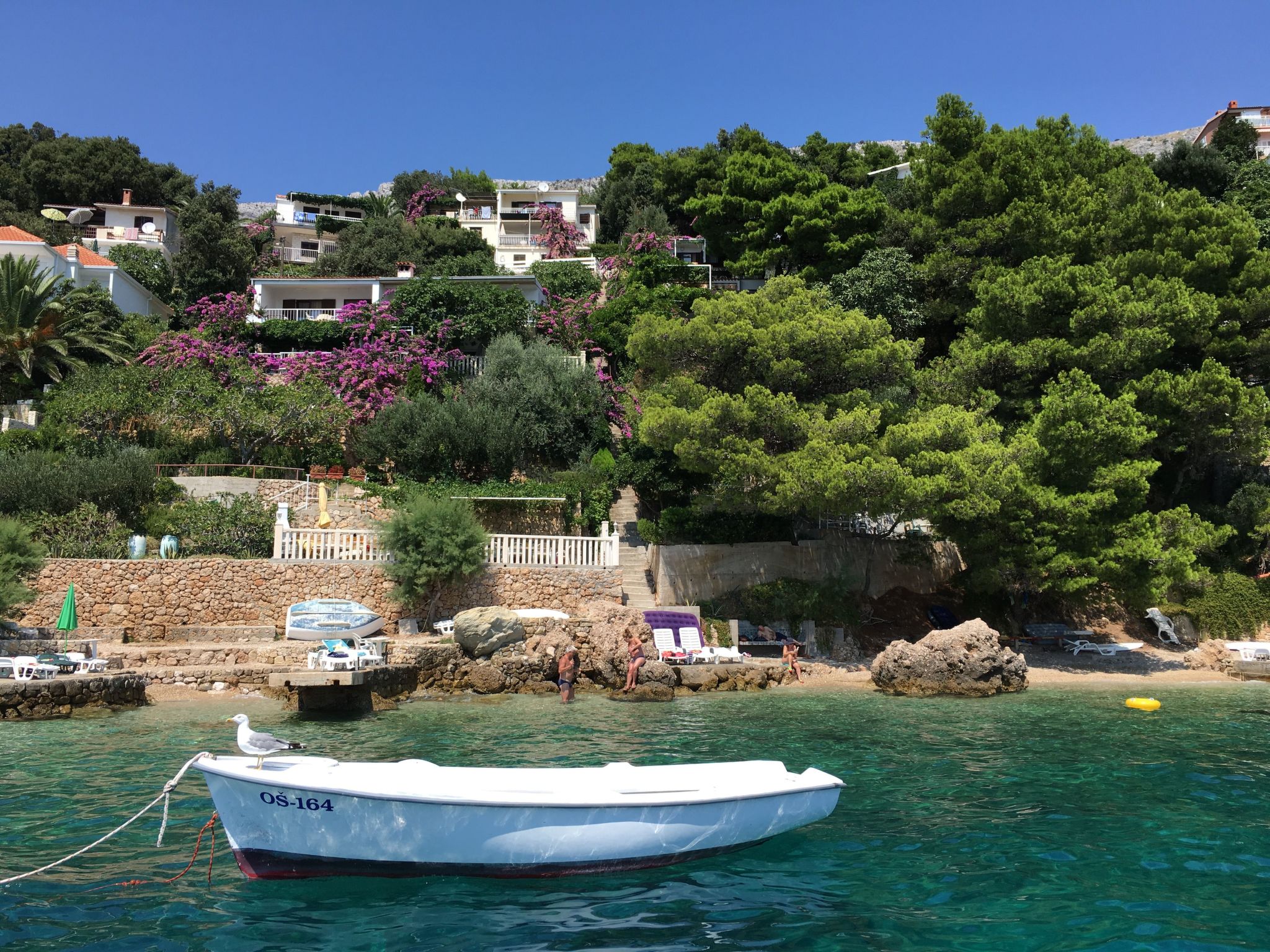 Haus am Wasser mit Blick aufs Wasser-Drinnen