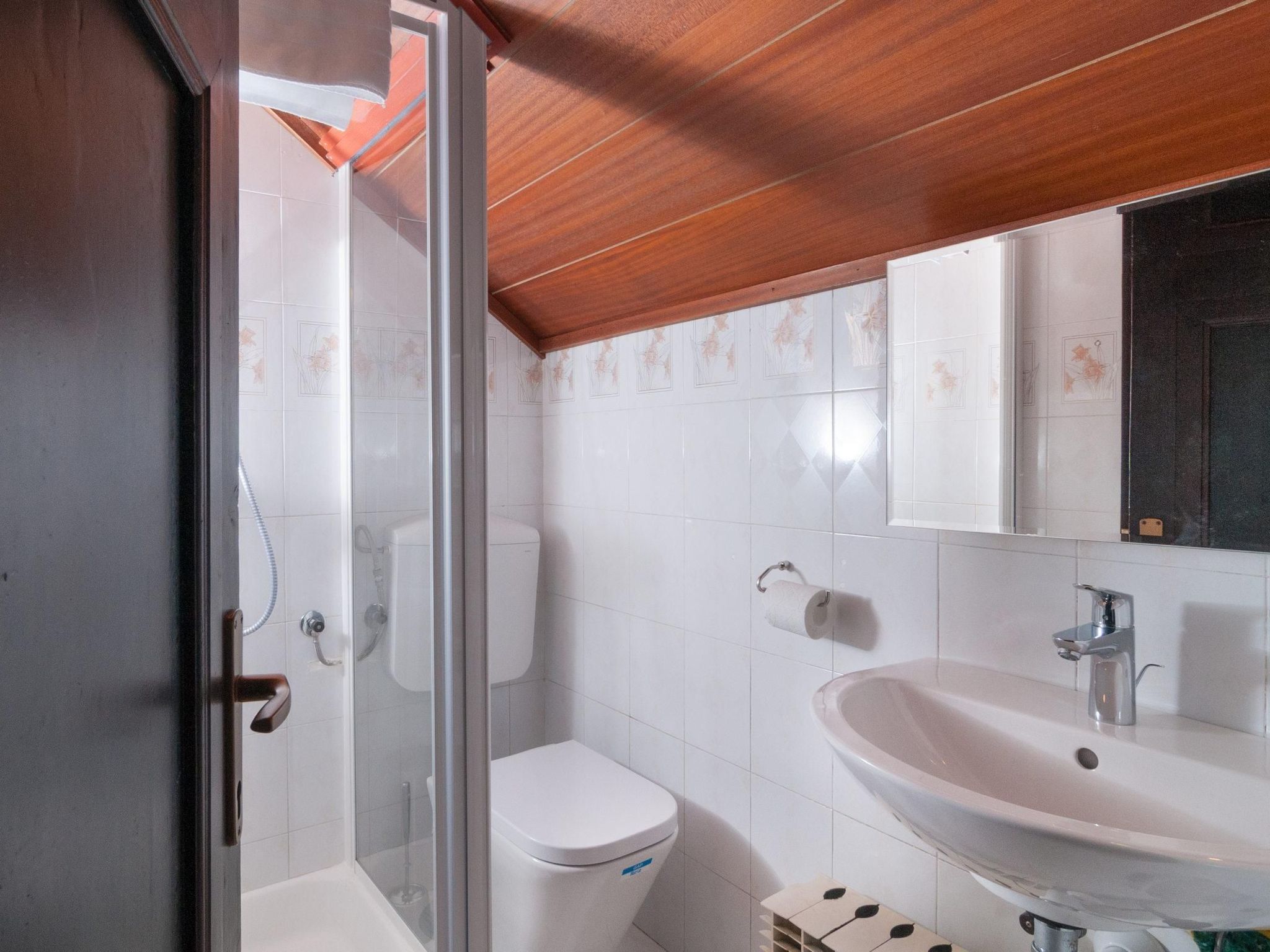 Gemütliche Wohnung in Omiš mit Privatem Balkon-Binnen