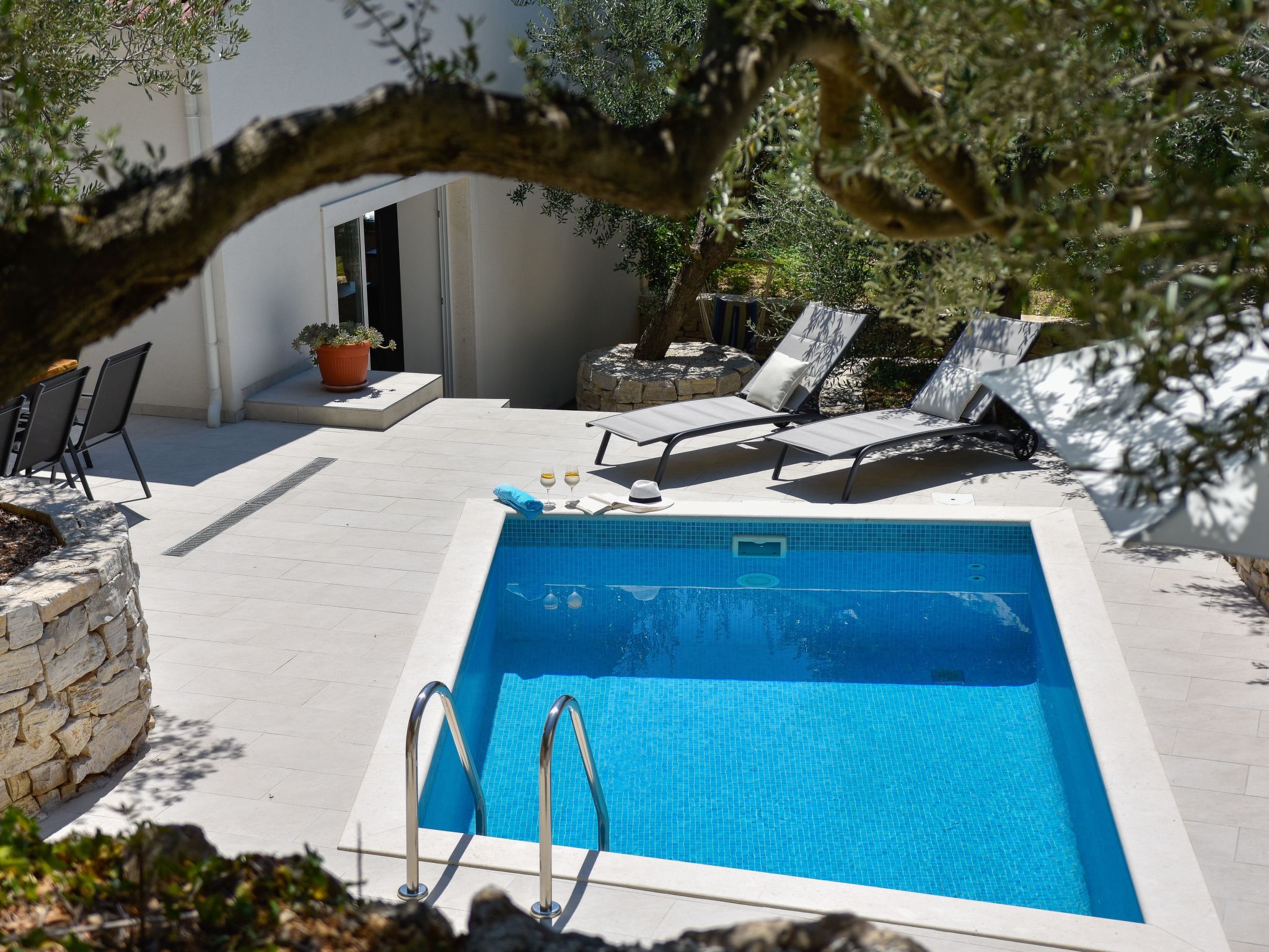 3 Schlafzimmer Villa mit beheiztem Pool und Meerblick-Drinnen