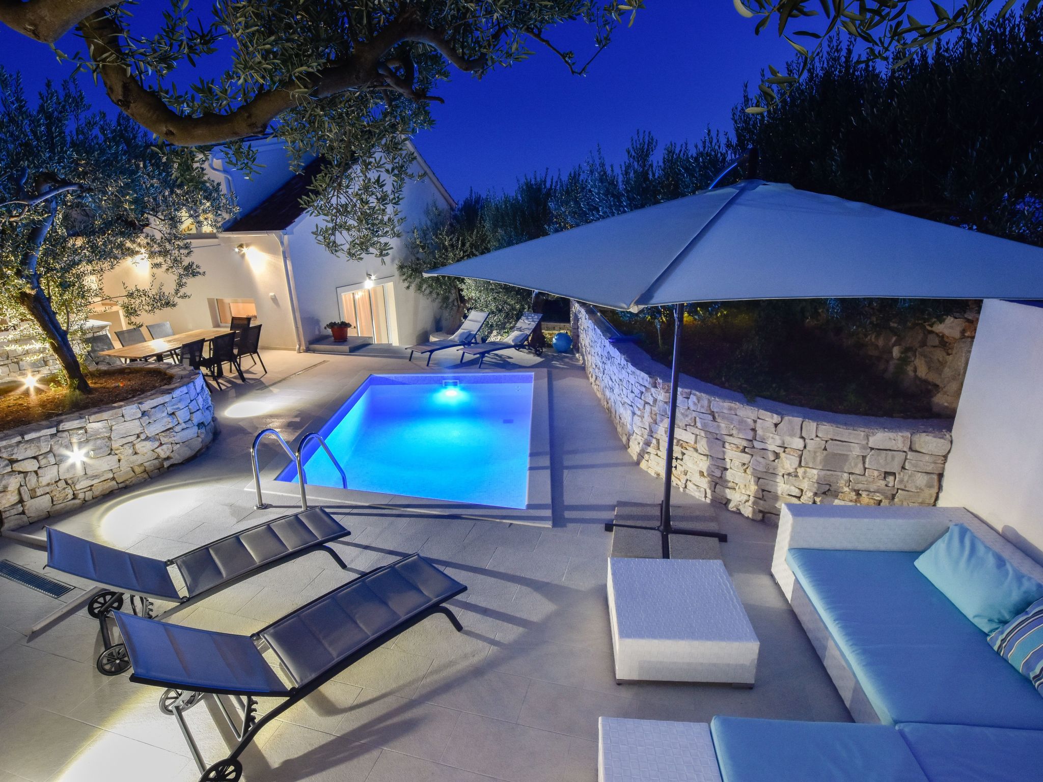 3 Schlafzimmer Villa mit beheiztem Pool und Meerblick-Drinnen