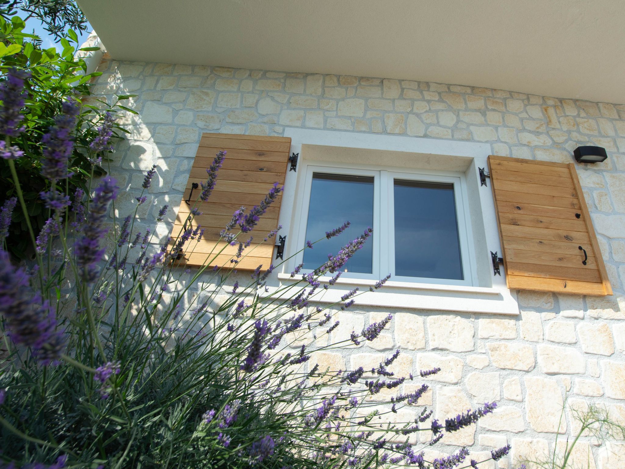 3 Schlafzimmer Villa mit beheiztem Pool und Meerblick-Drinnen
