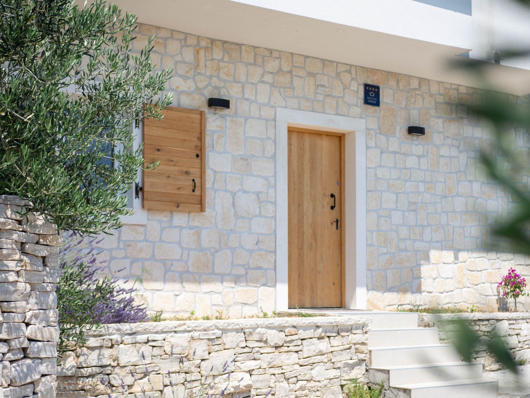 3 Schlafzimmer Villa mit beheiztem Pool und Meerblick-Drinnen