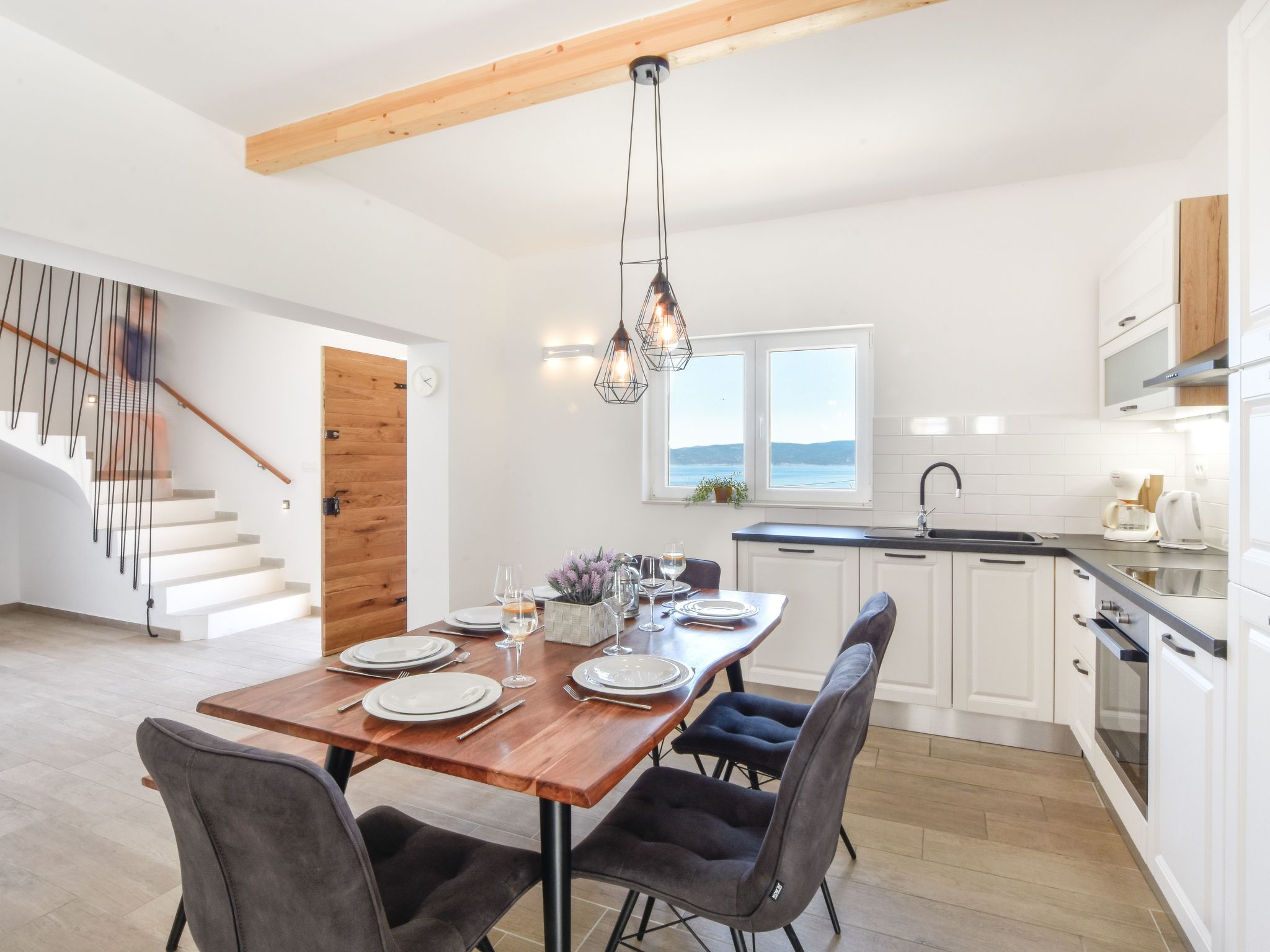 3 Schlafzimmer Villa mit beheiztem Pool und Meerblick-Drinnen