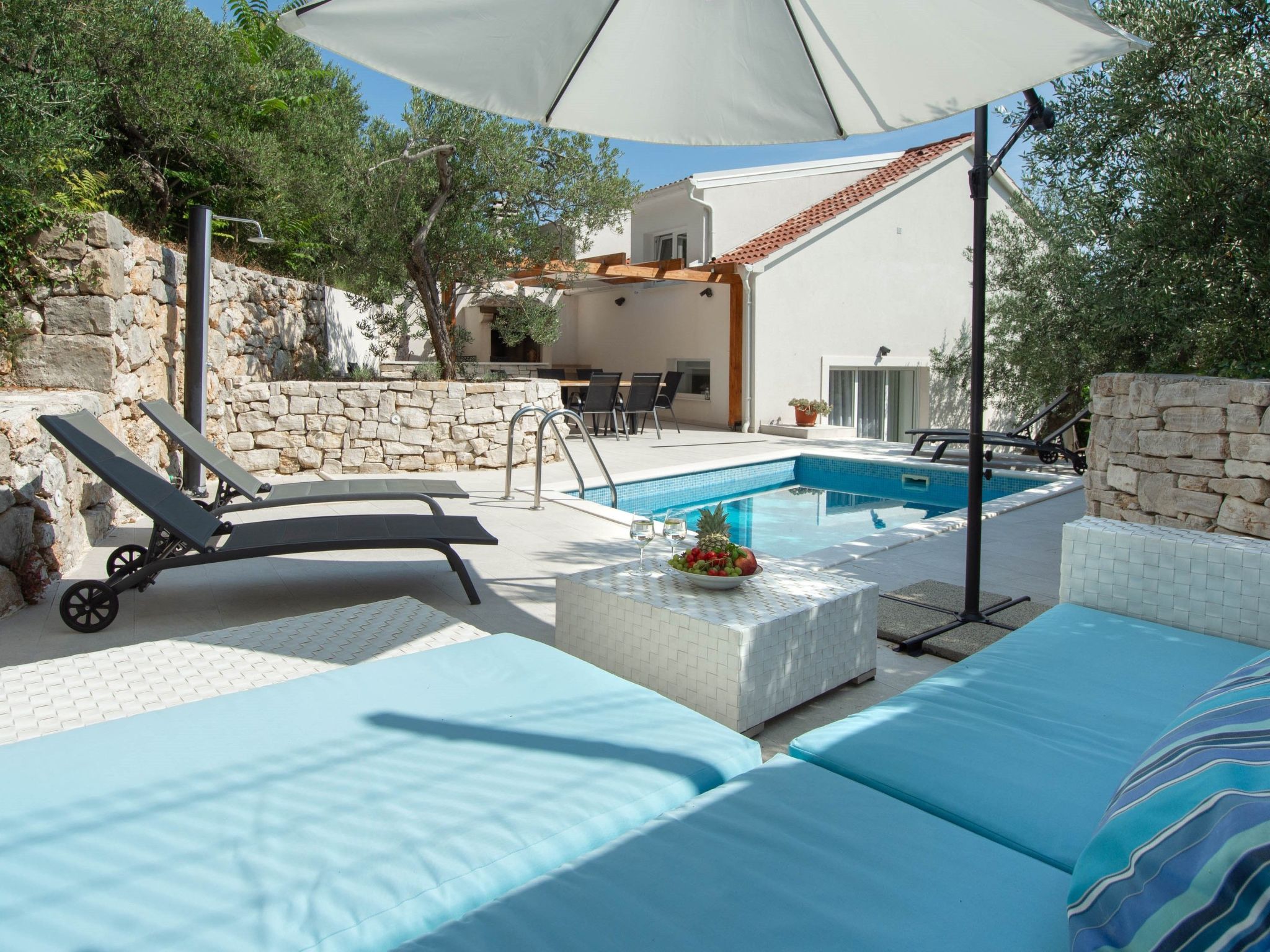 3 Schlafzimmer Villa mit beheiztem Pool und Meerblick-Drinnen