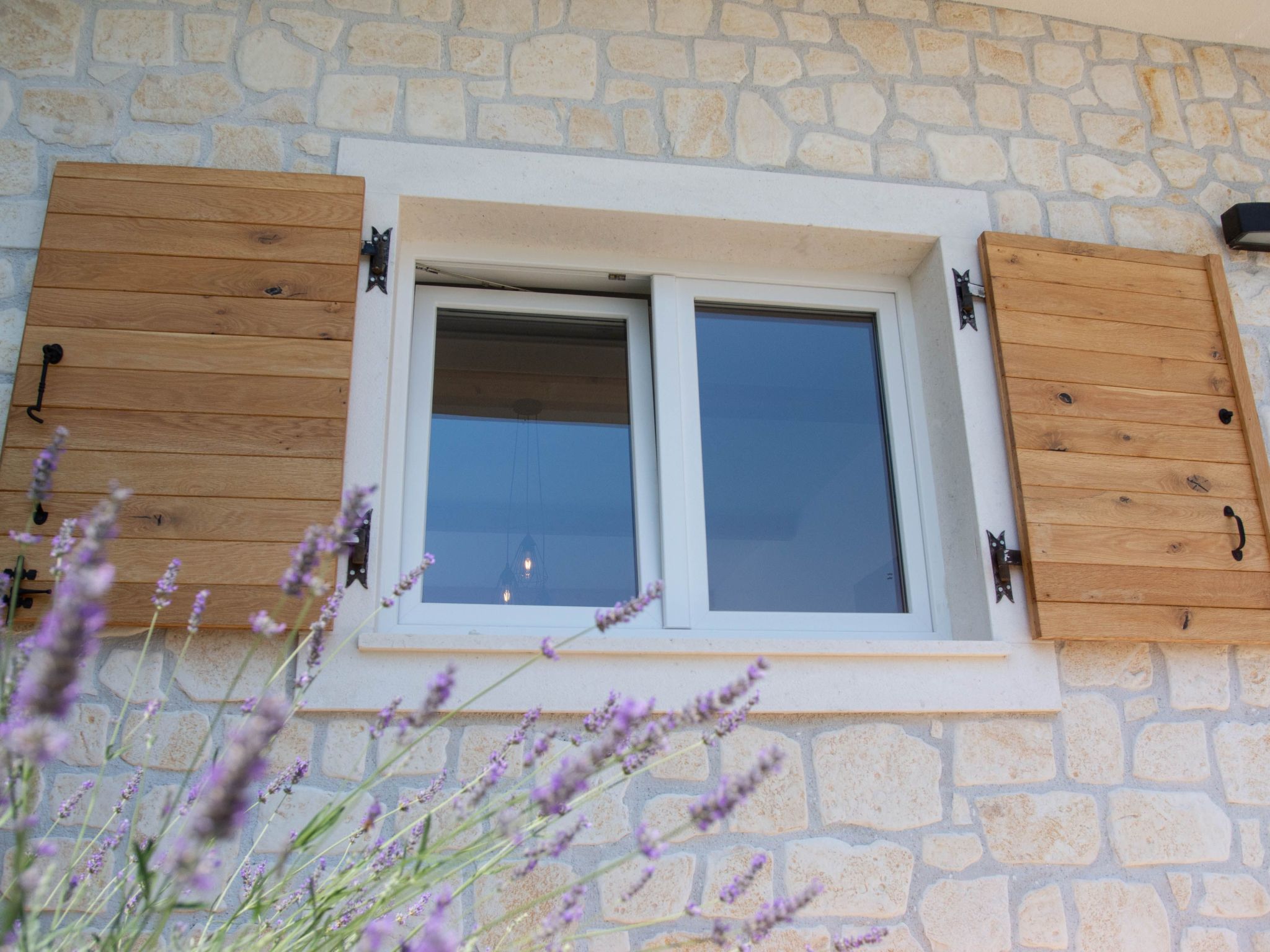 3 Schlafzimmer Villa mit beheiztem Pool und Meerblick-Drinnen