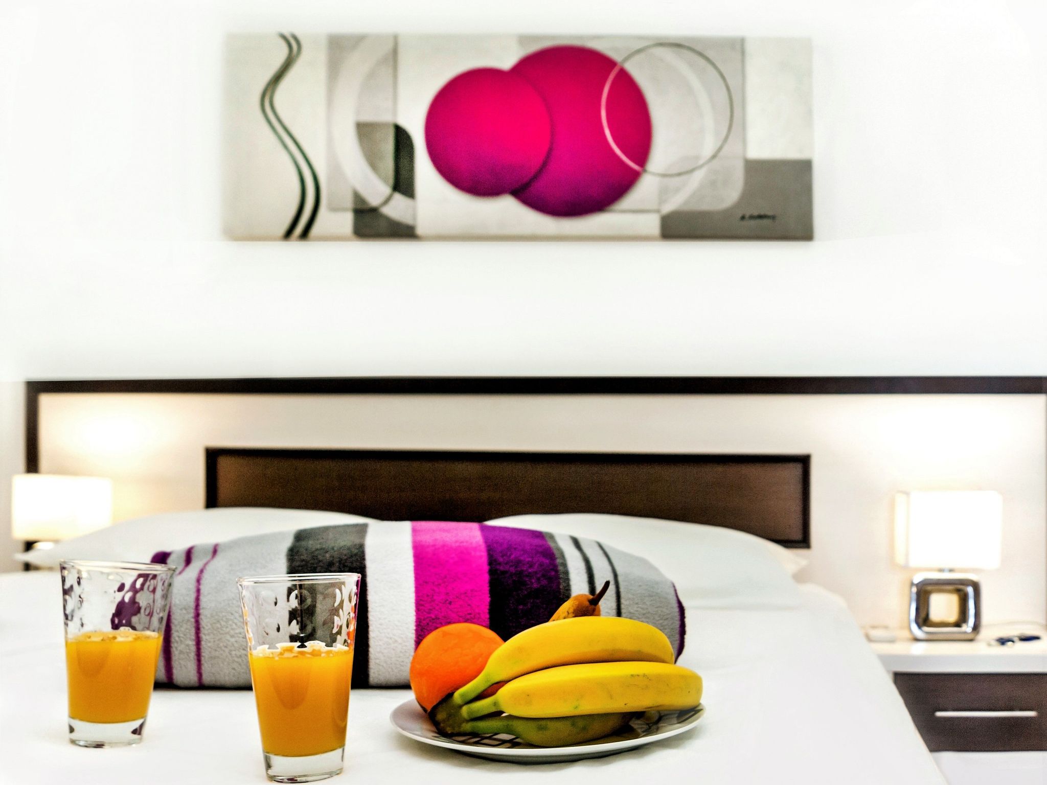 Ein luxuriöses Apartment in der Nähe des Zentrums, am Flussufer-Drinnen