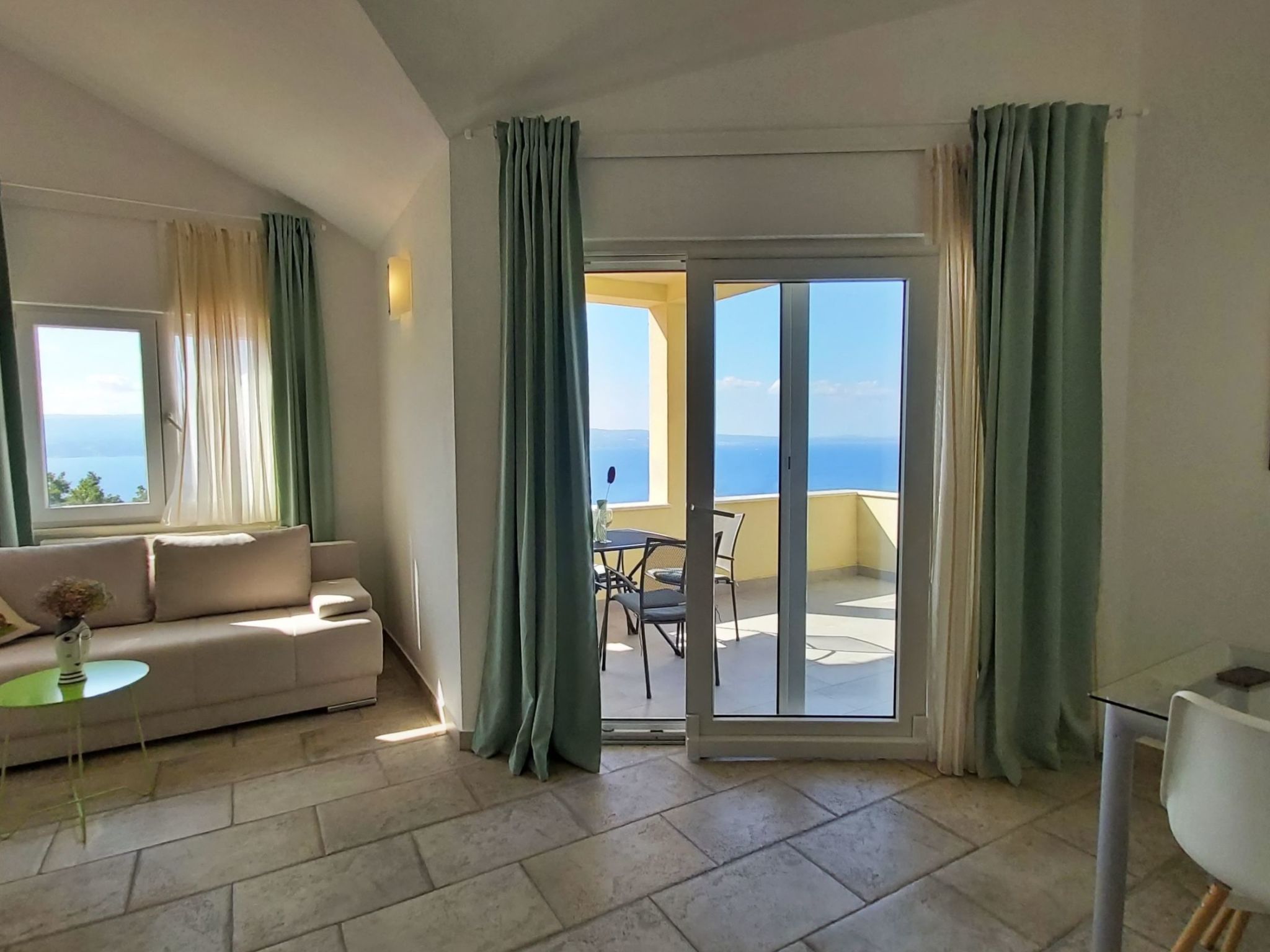 Wohnung Borak grün mit herrlichem Blick-Inside