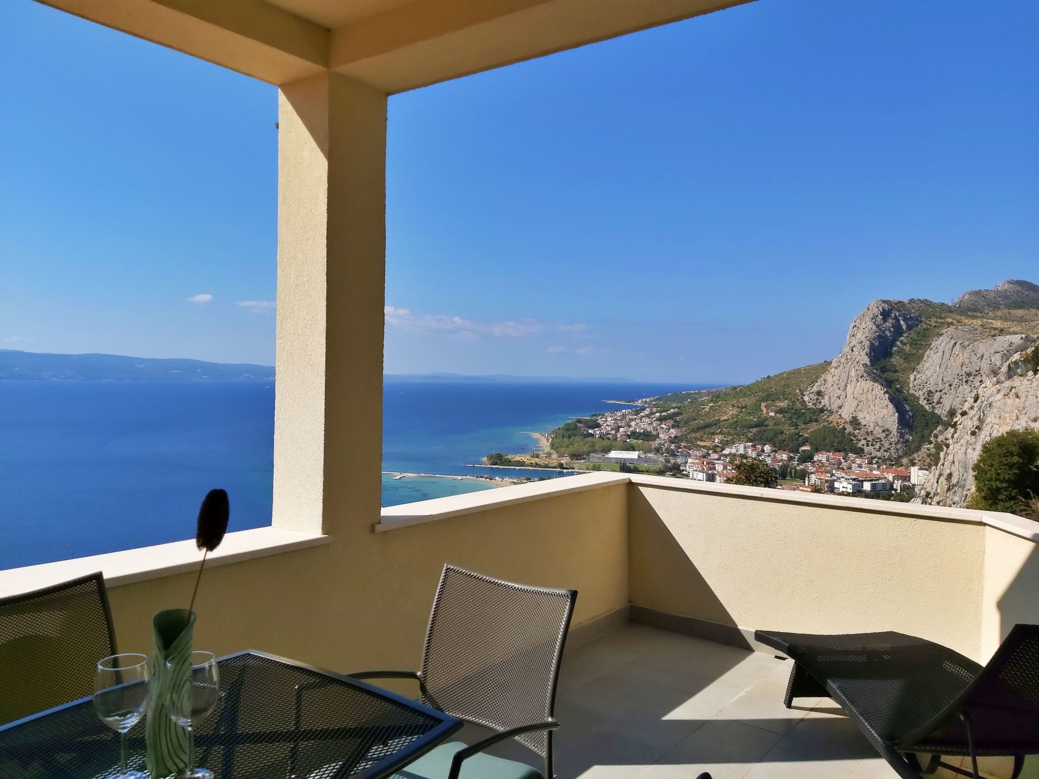 Wohnung Borak grün mit herrlichem Blick-Inside